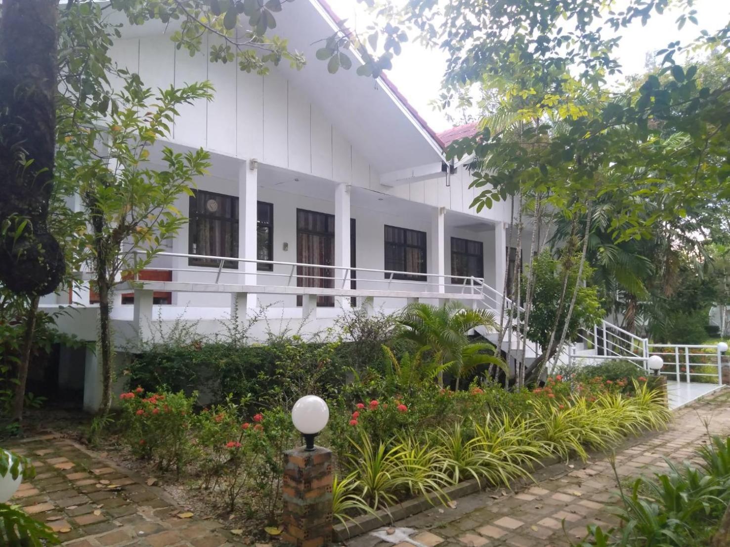 Laytrang Pakmeng Marina And Hotel 2*