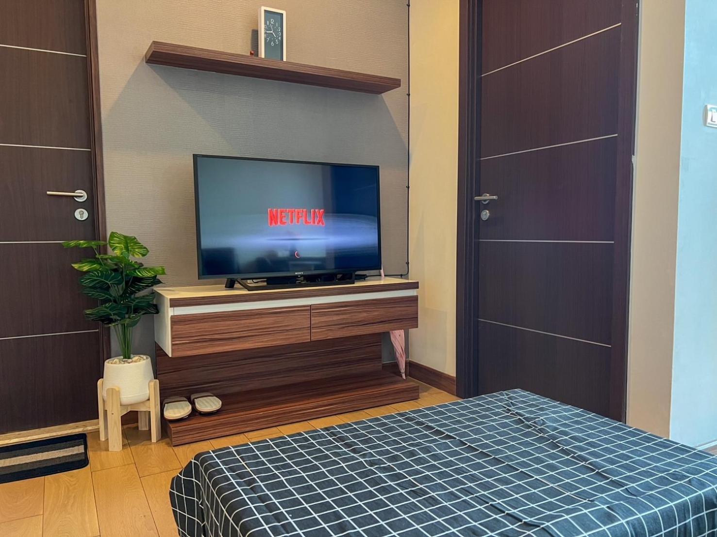Apartment The Astra Luxury In Town
