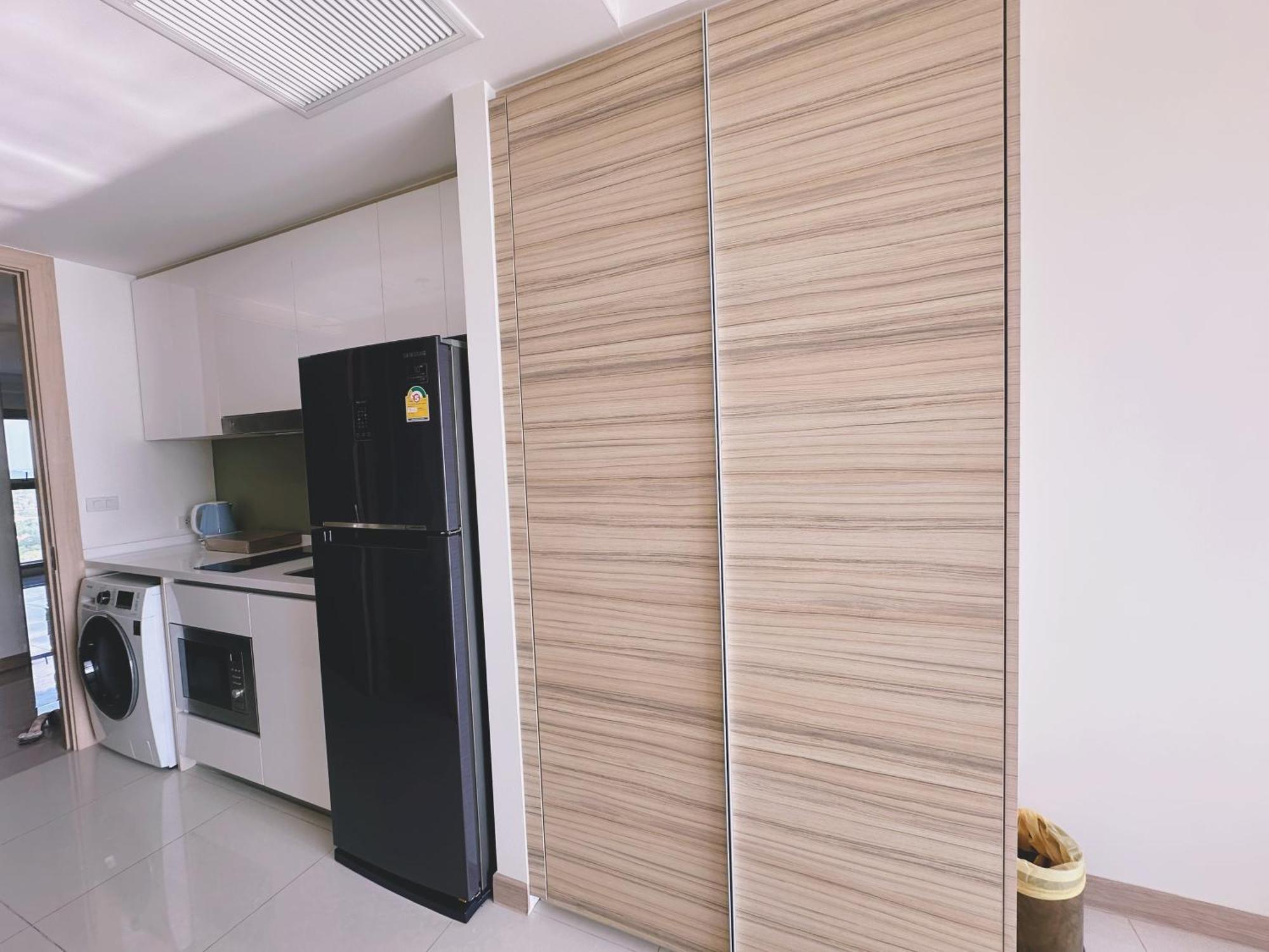 Apartment Riviera By Daisy Pattaya