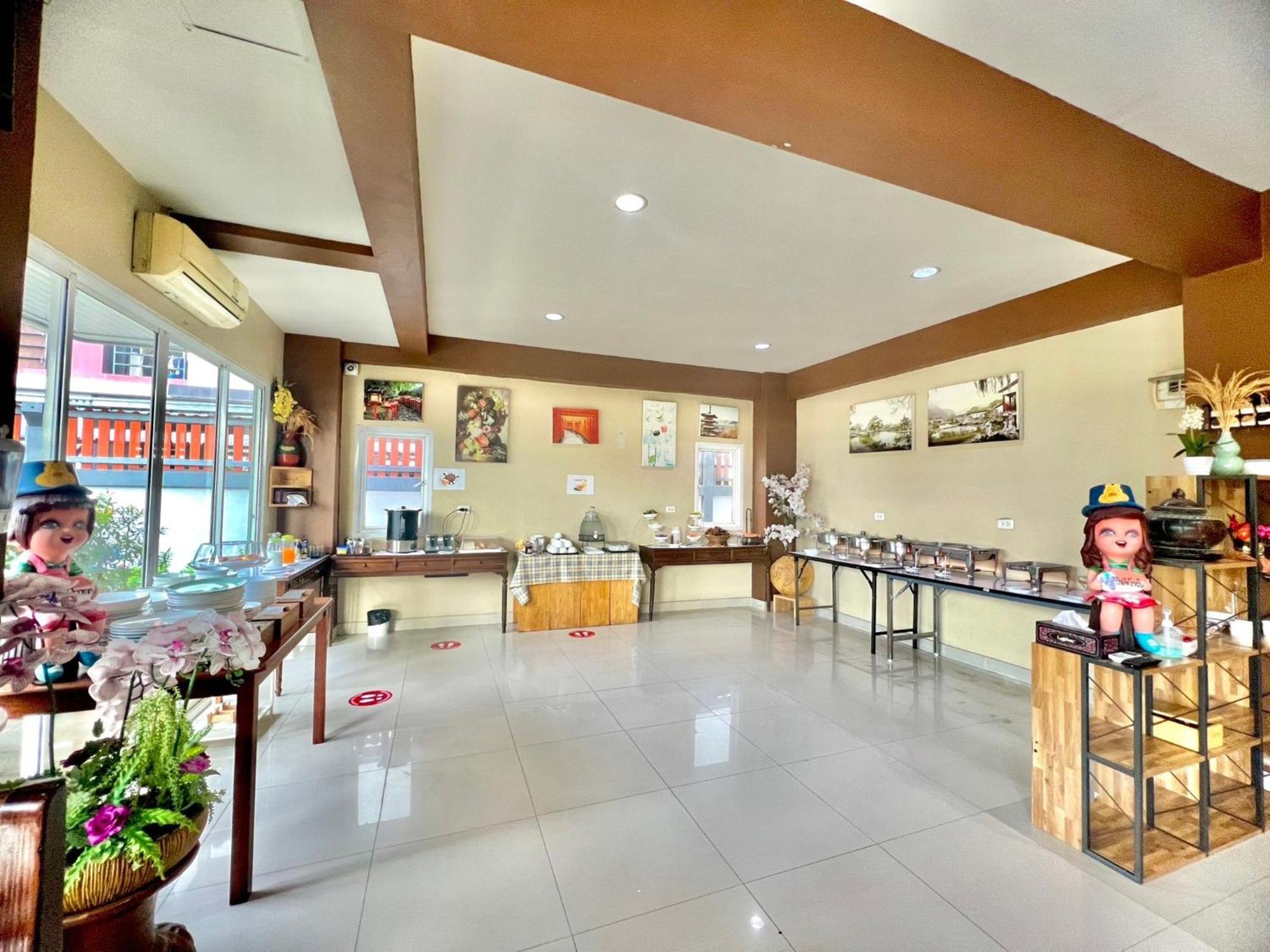 Ananya Hotel 3*