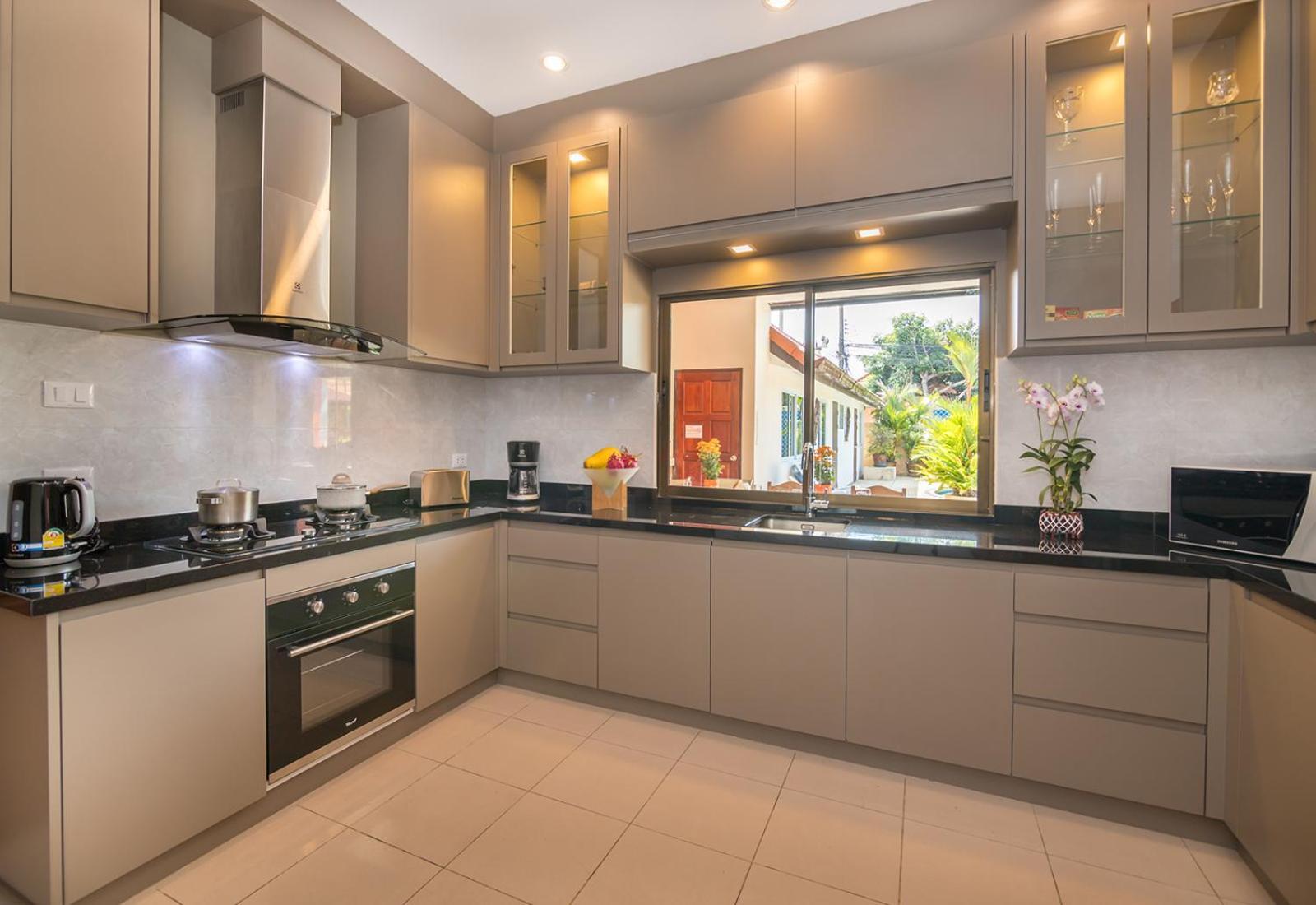 Villa Pattaya Hill Close To Walking St And *