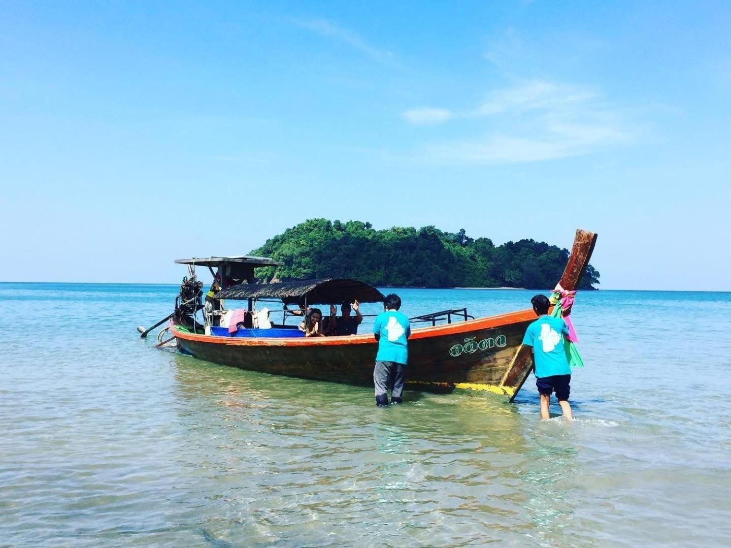 Sea Rounding Resort 2*