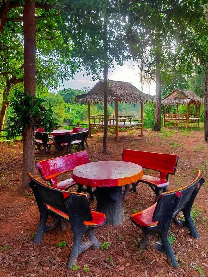 Resort Rs Phong Riverside *