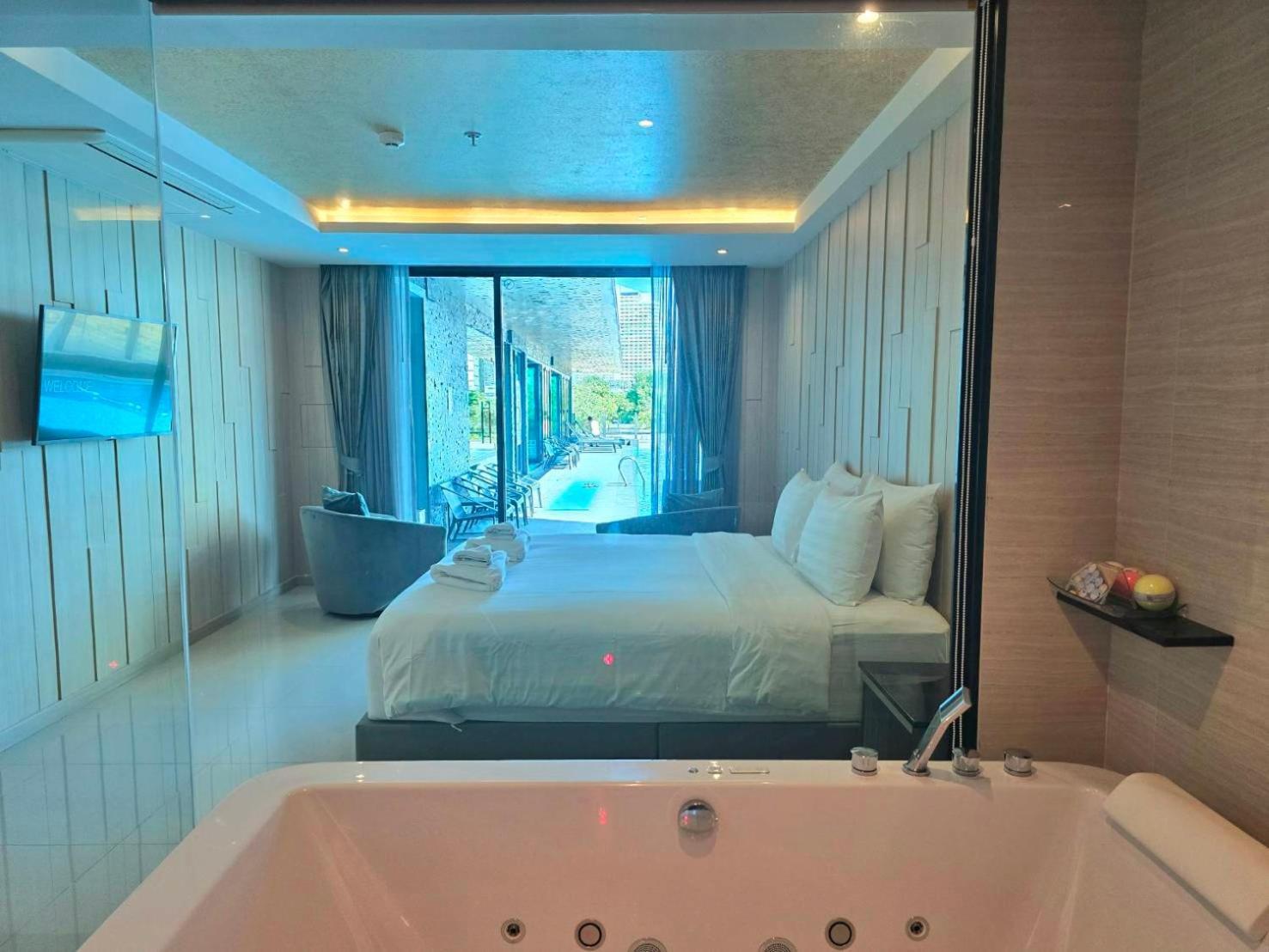 The Tj Hotel