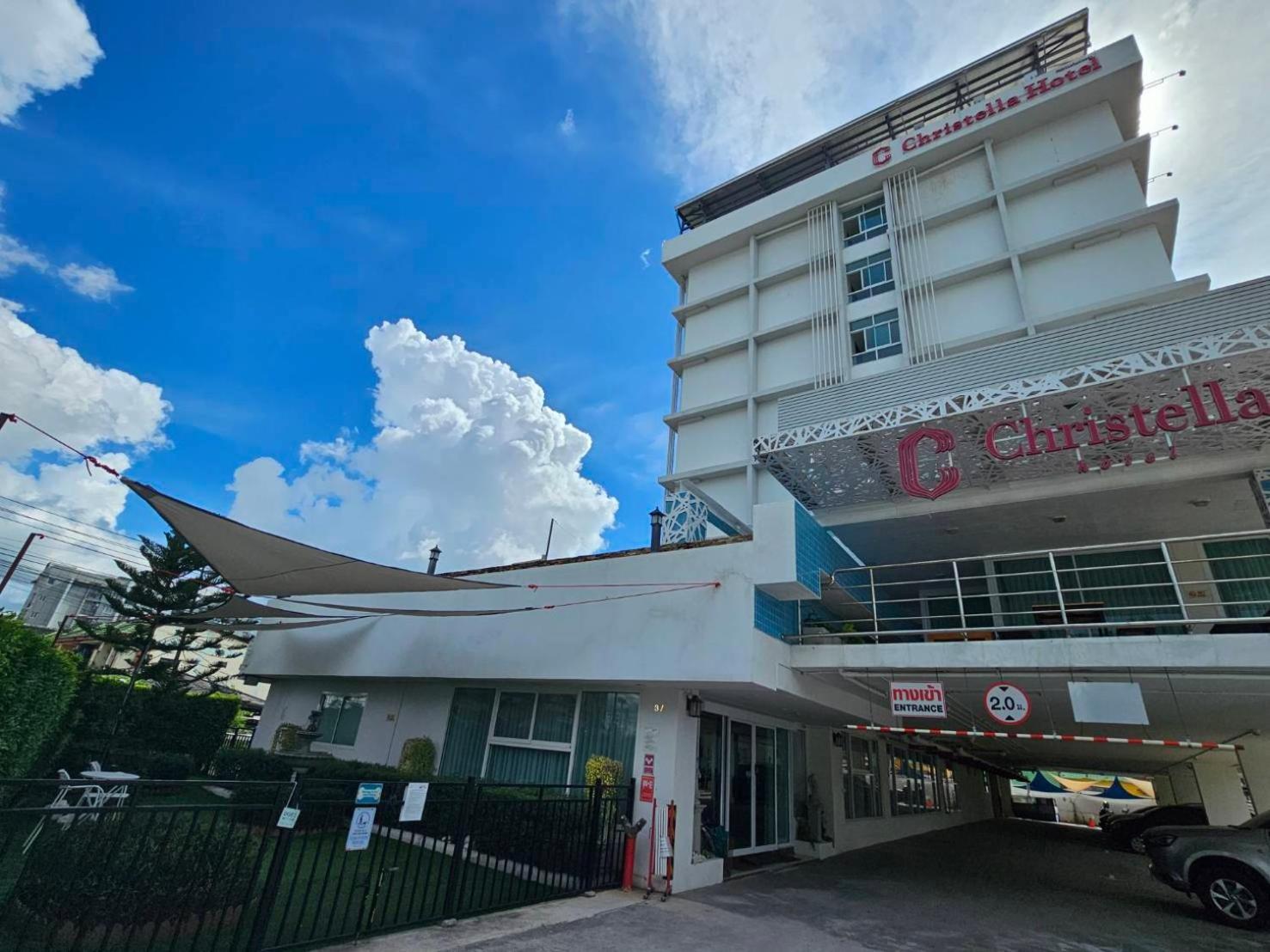 Christella Laemchabang Hotel 4*