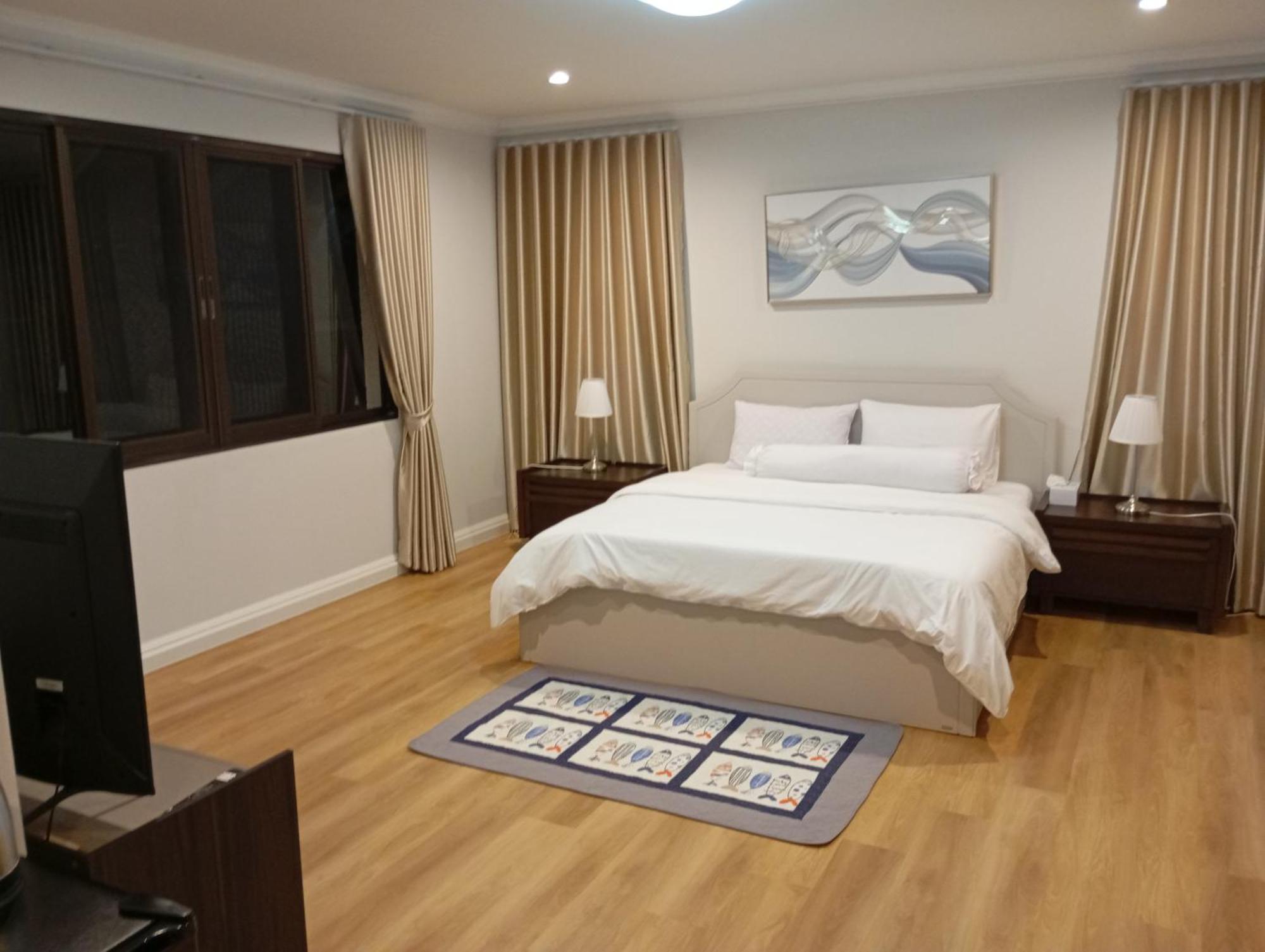 Waterfront Golf Bang Pakong Homestay *