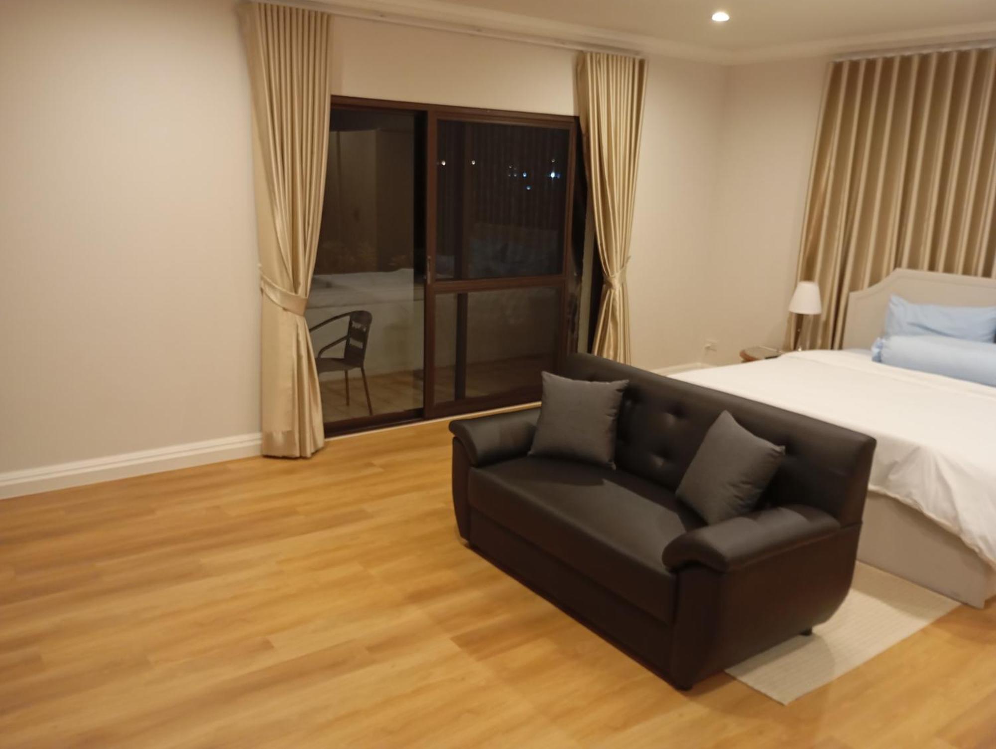Homestay Waterfront Golf Bang Pakong