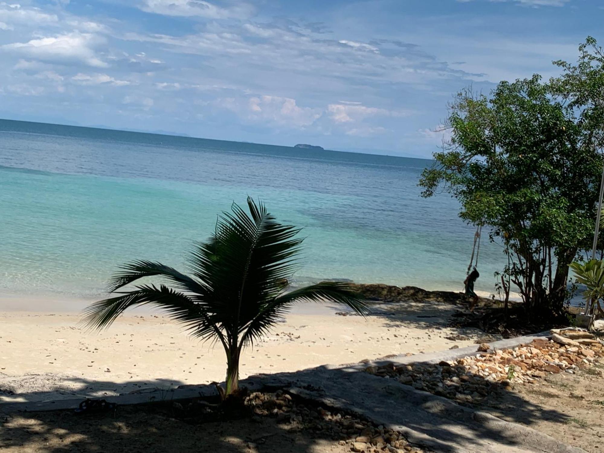 Guest house ลุงดำฮัทบีช Koh Samet
