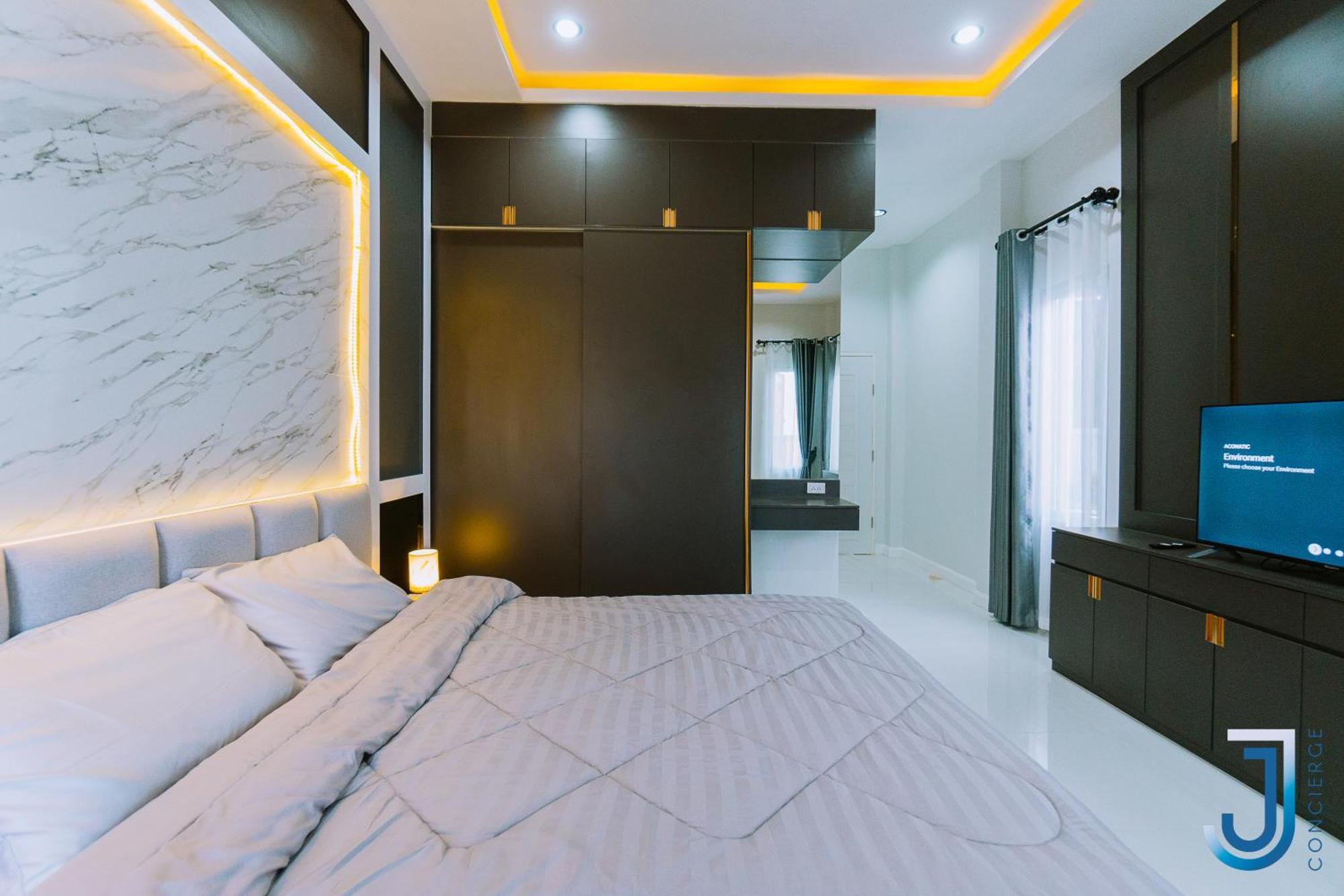 Oasis Moderne A Pattaya Avec Piscine , 3 , Calme