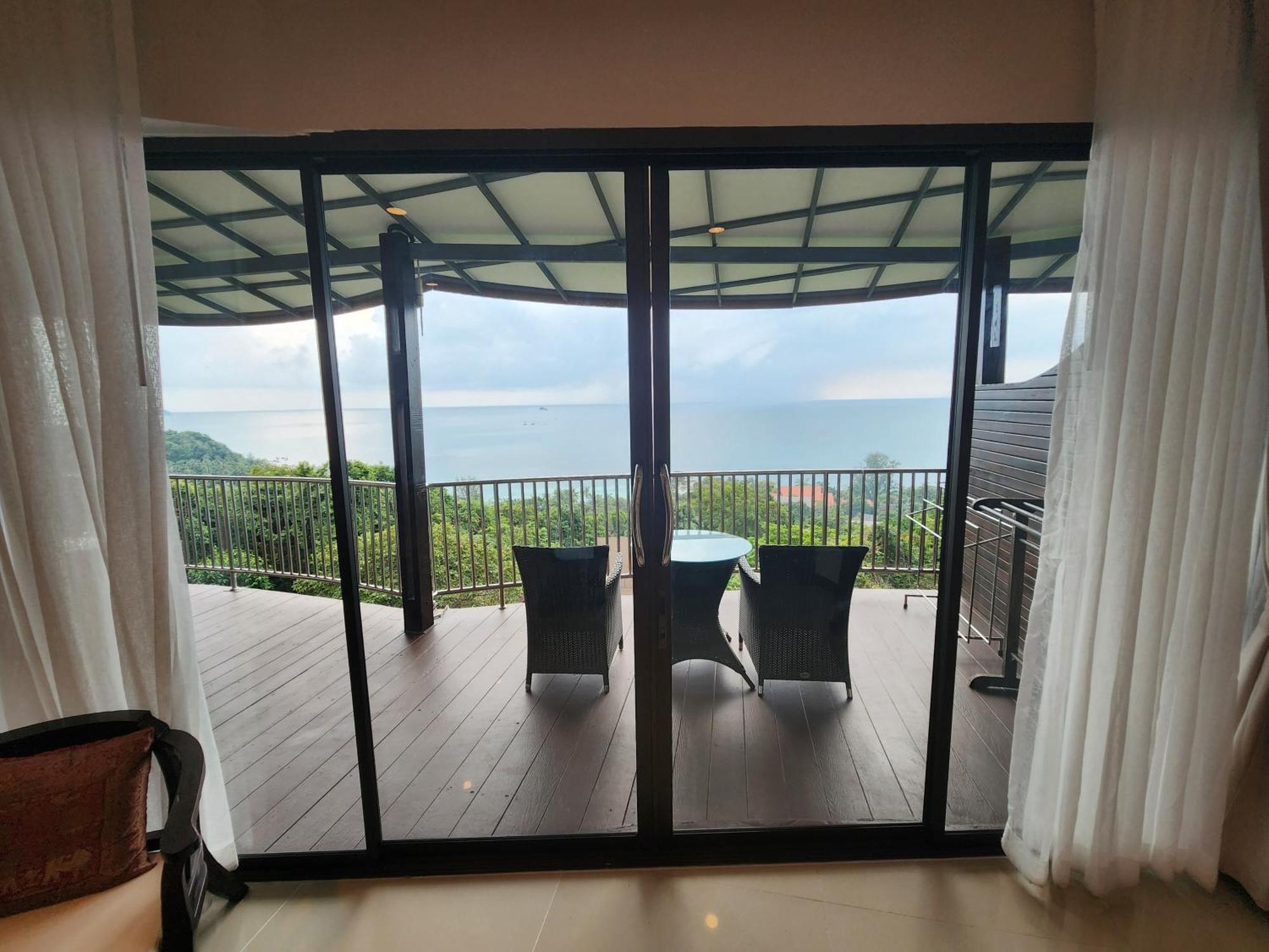 Sunset Hill Boutique Koh Phangan Resort 4*