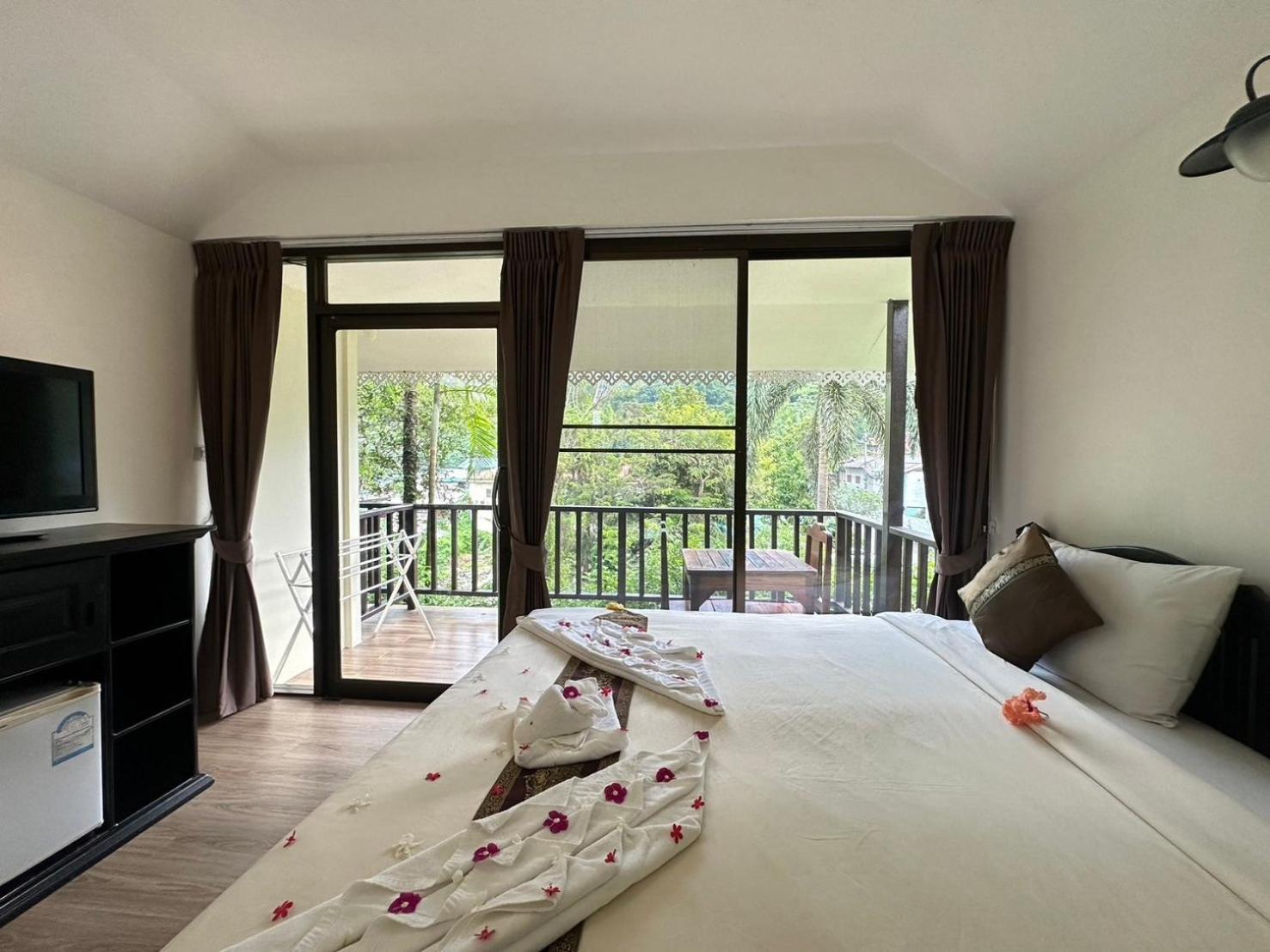 Chang Cliff 3*