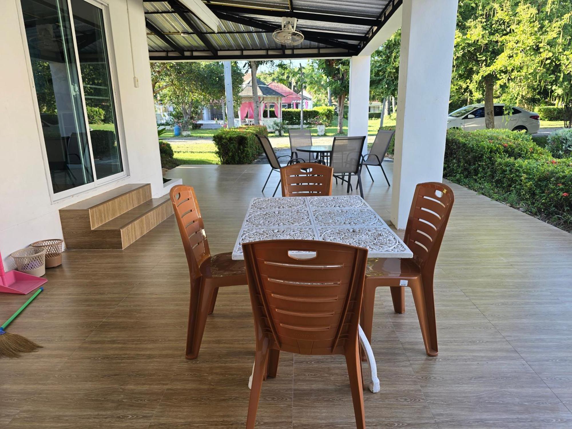 Baan Golden & Residences Sam Roi Yot