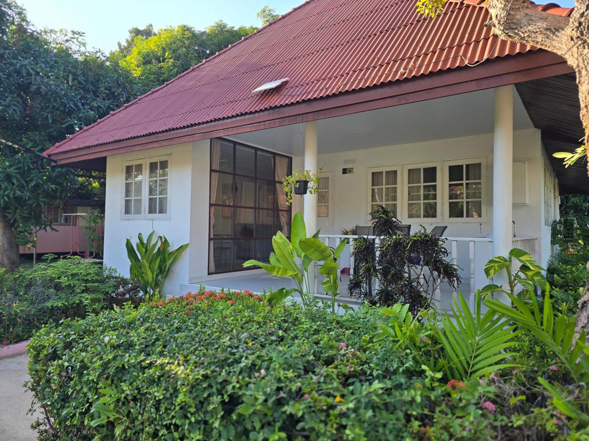 Baan Golden & Residences Sam Roi Yot