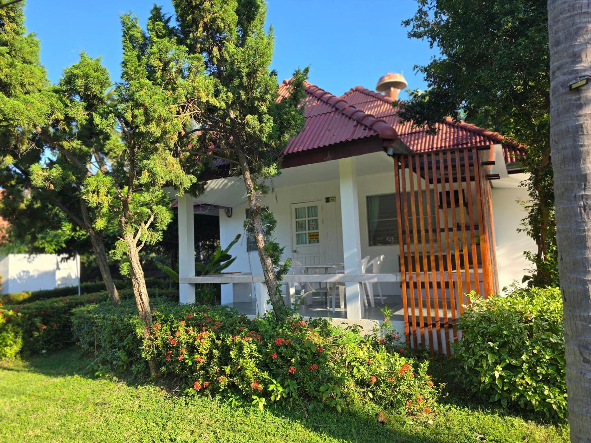 Baan Golden & Residences Resort