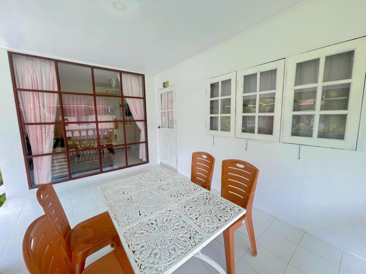 Baan Golden & Residences 3*