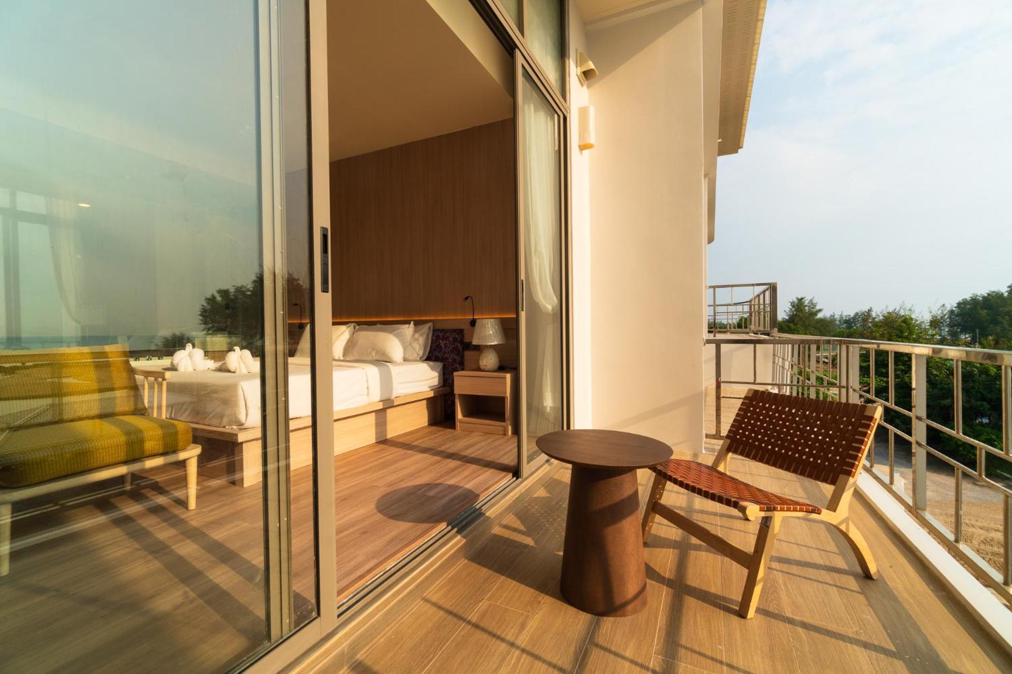 Koh Talu On Shore & Hotel 4*