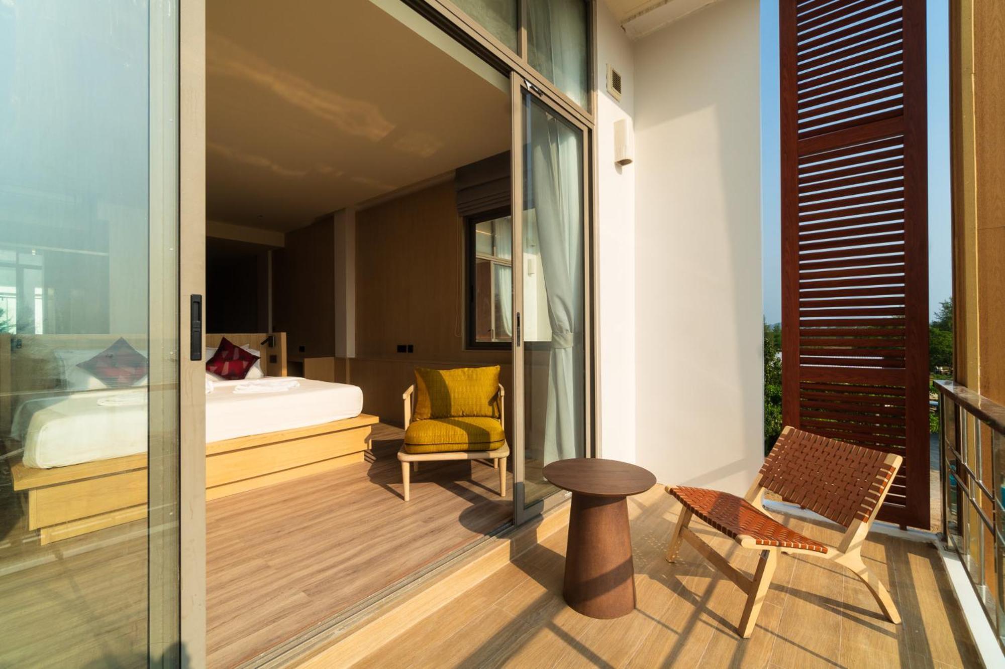 Hotel Koh Talu On Shore & 4*
