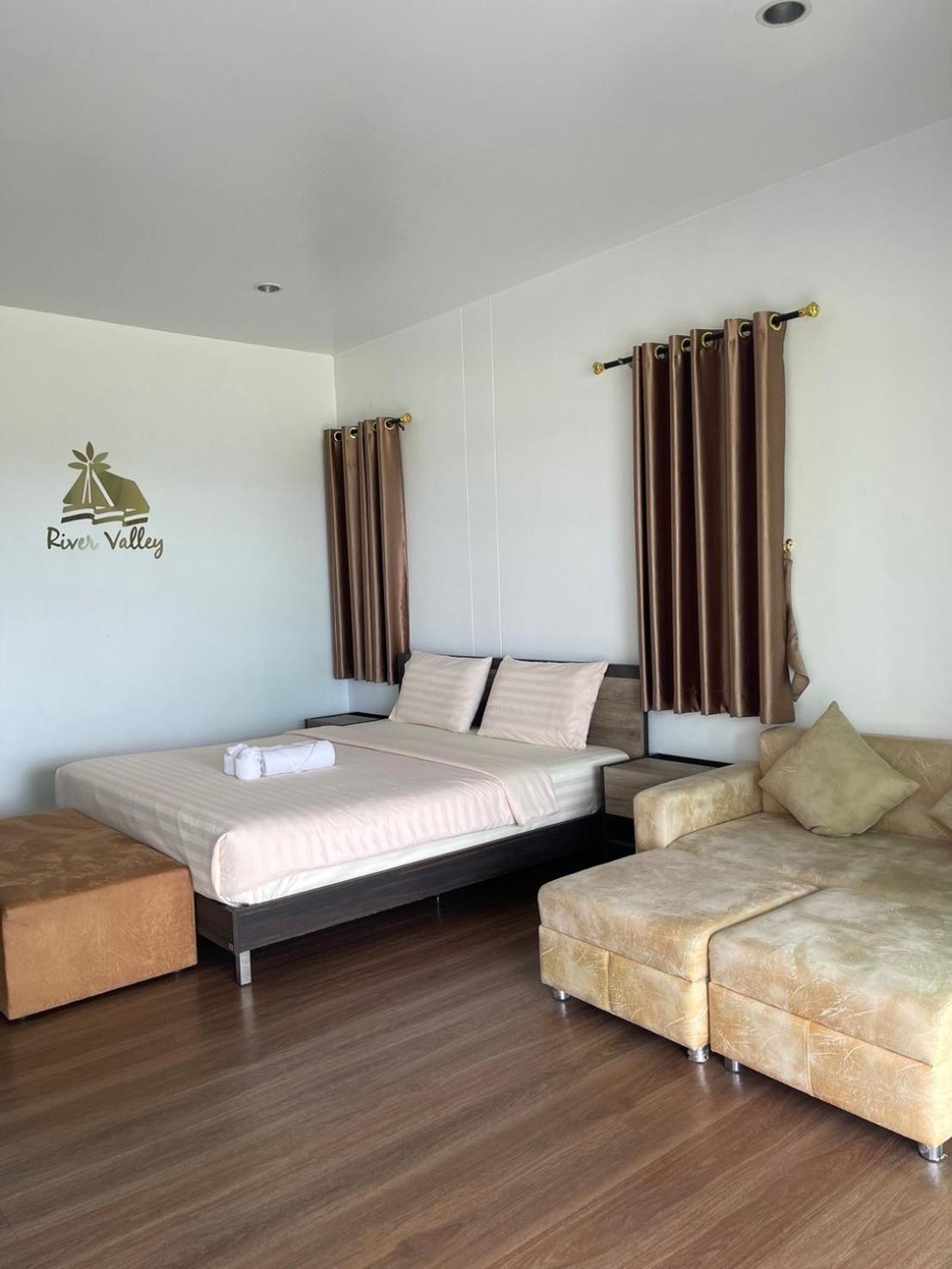 River Valley แอทน่าน Resort