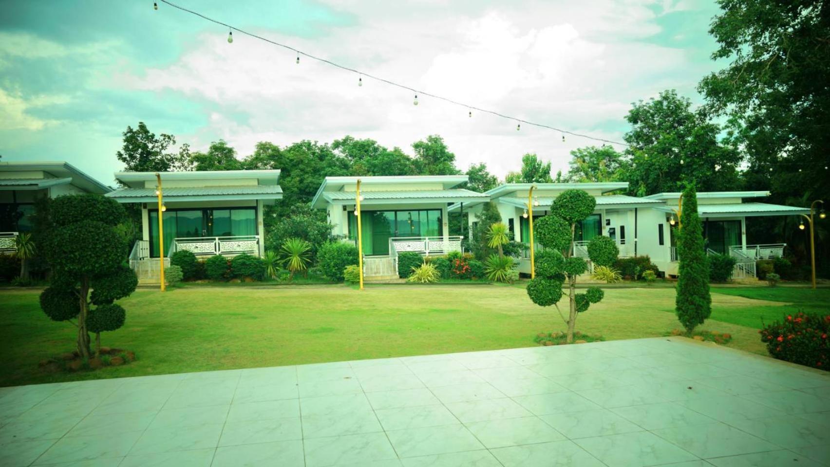 Resort River Valley แอทน่าน *