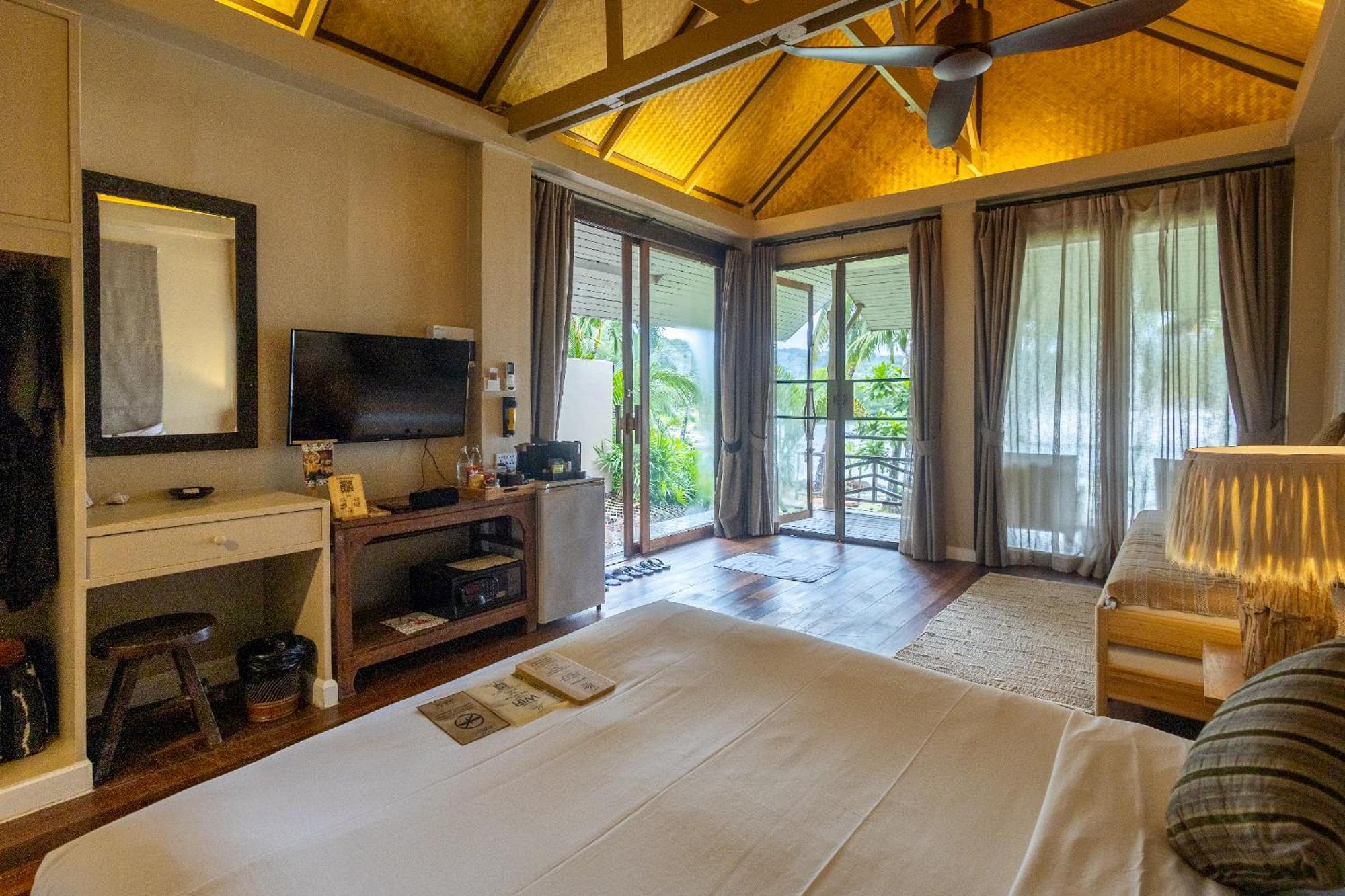 Resort Tolani Koh Kood 4*