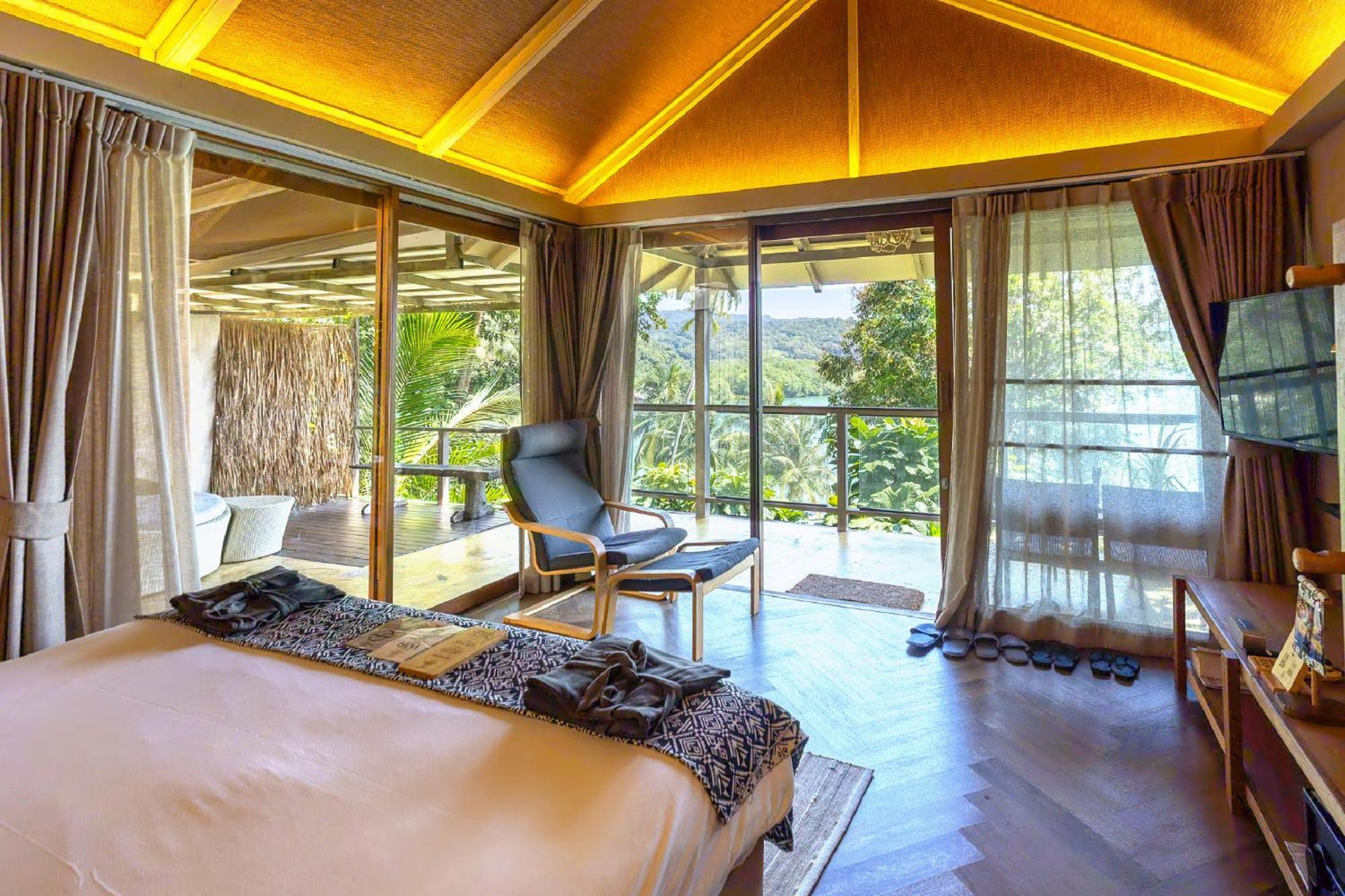 Tolani Koh Kood Resort 4*