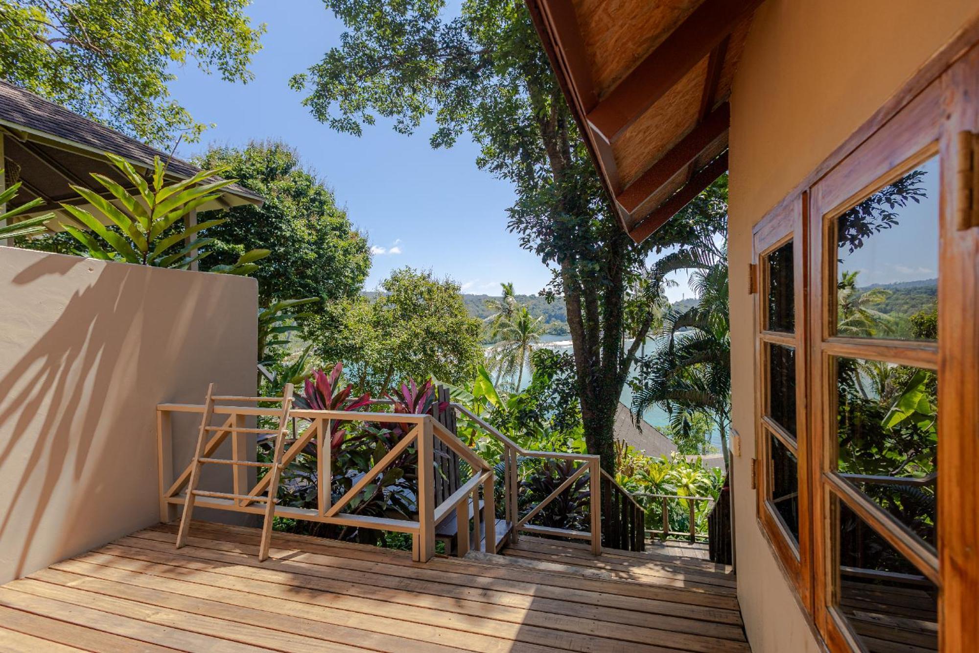 Tolani Koh Kood Resort 4*
