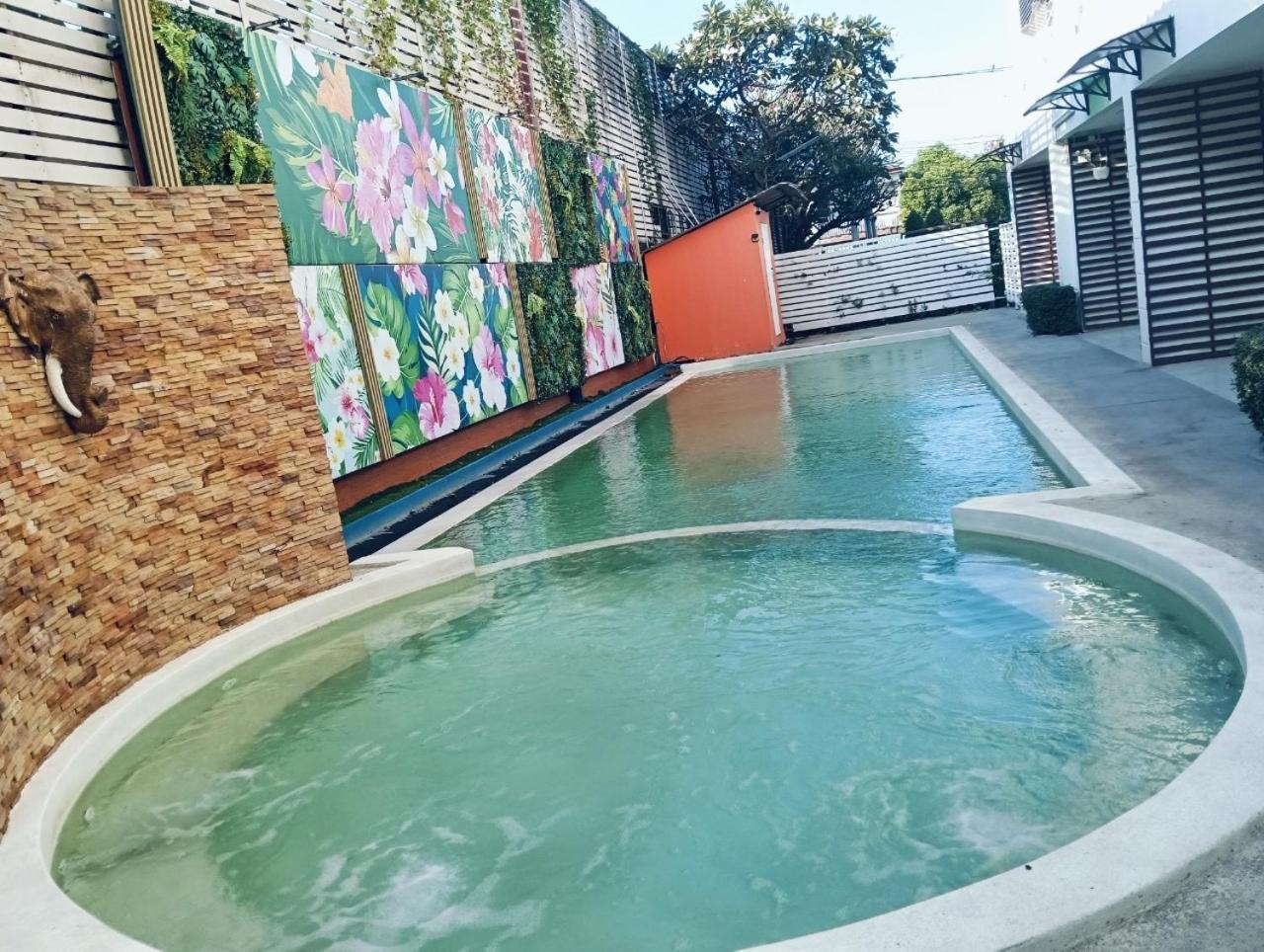 Ayara Grand Palace Hotel