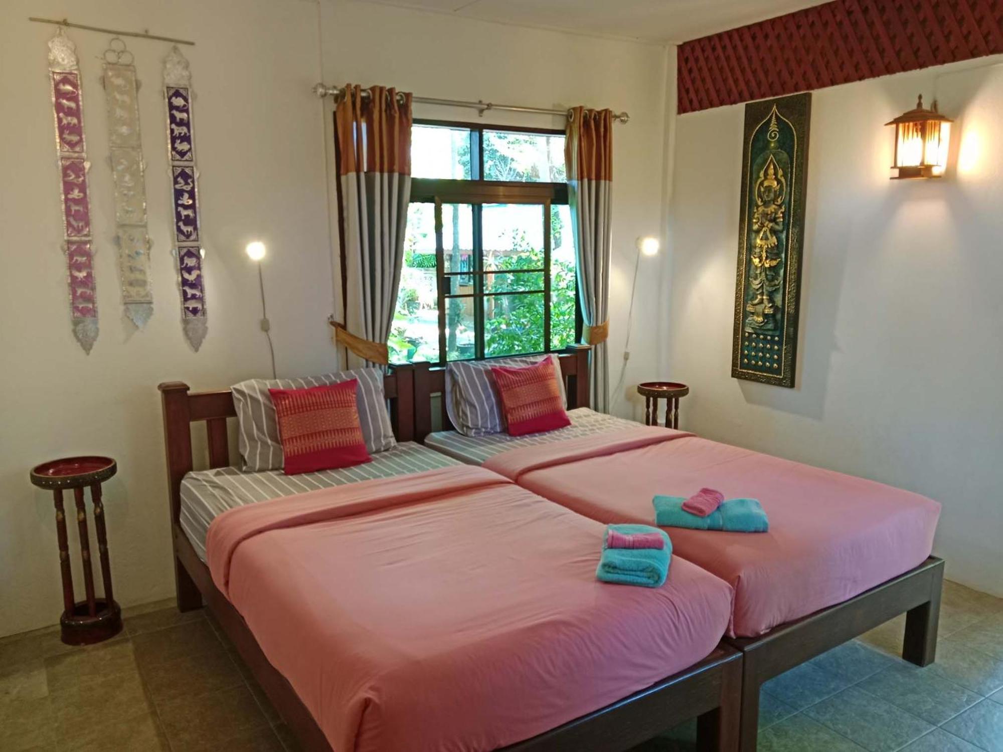 Guest house Happiness