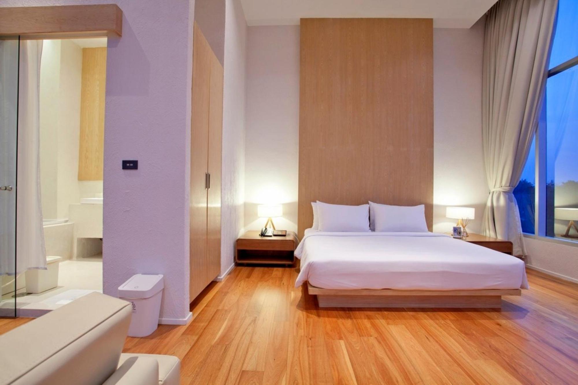 Aparthotel Balcony Seaside Sriracha & Serviced 5*