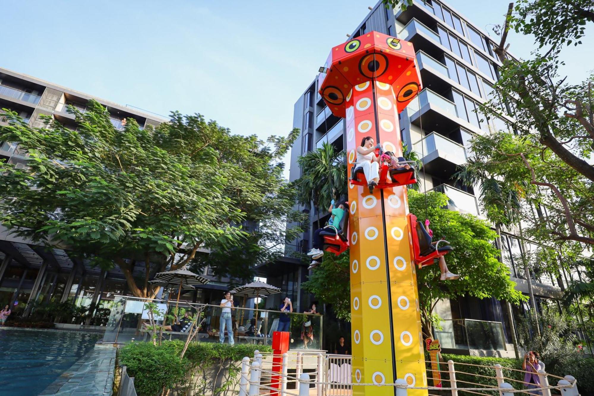 Balcony Seaside Sriracha & Serviced Aparthotel Si Racha