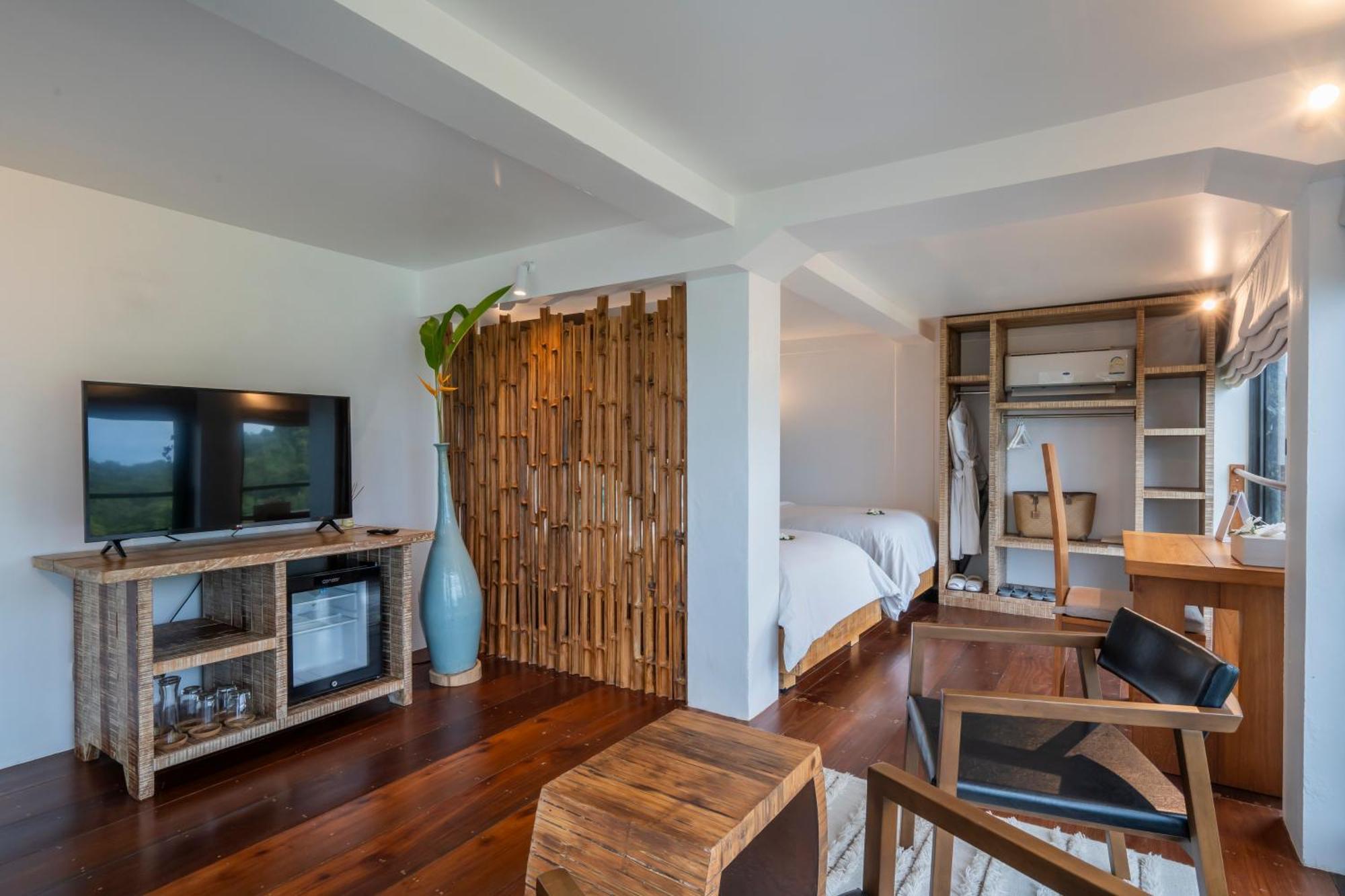 Treehouse - Adults Only 5*