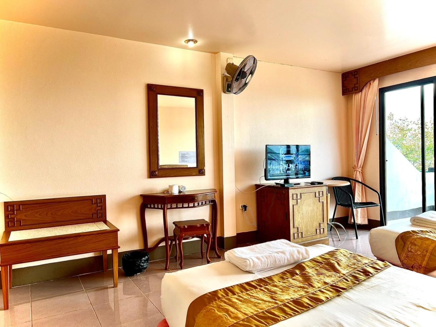Maesalong Resort