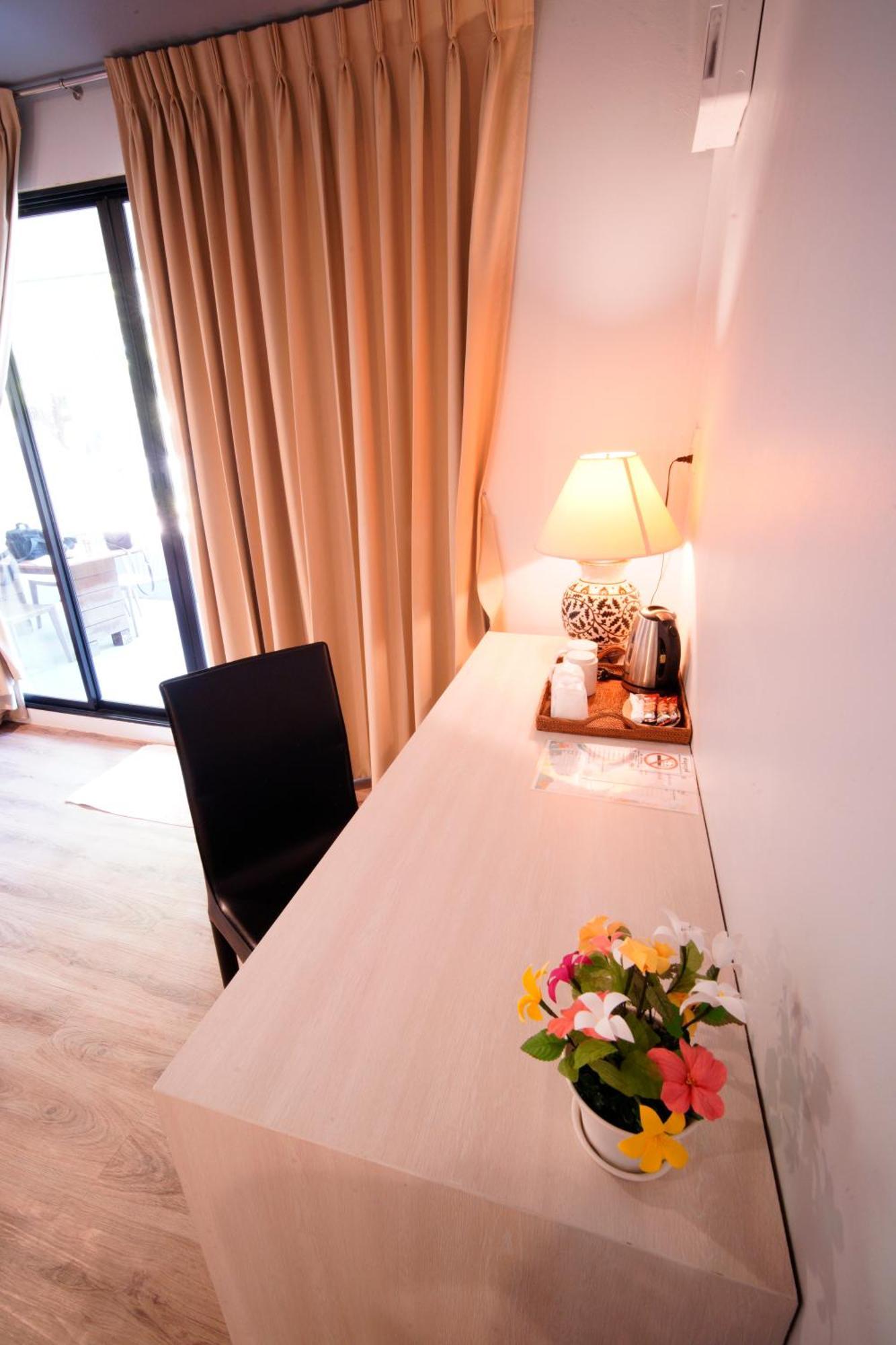 Resort Cha Cha Chaolao Chao Lao Beach