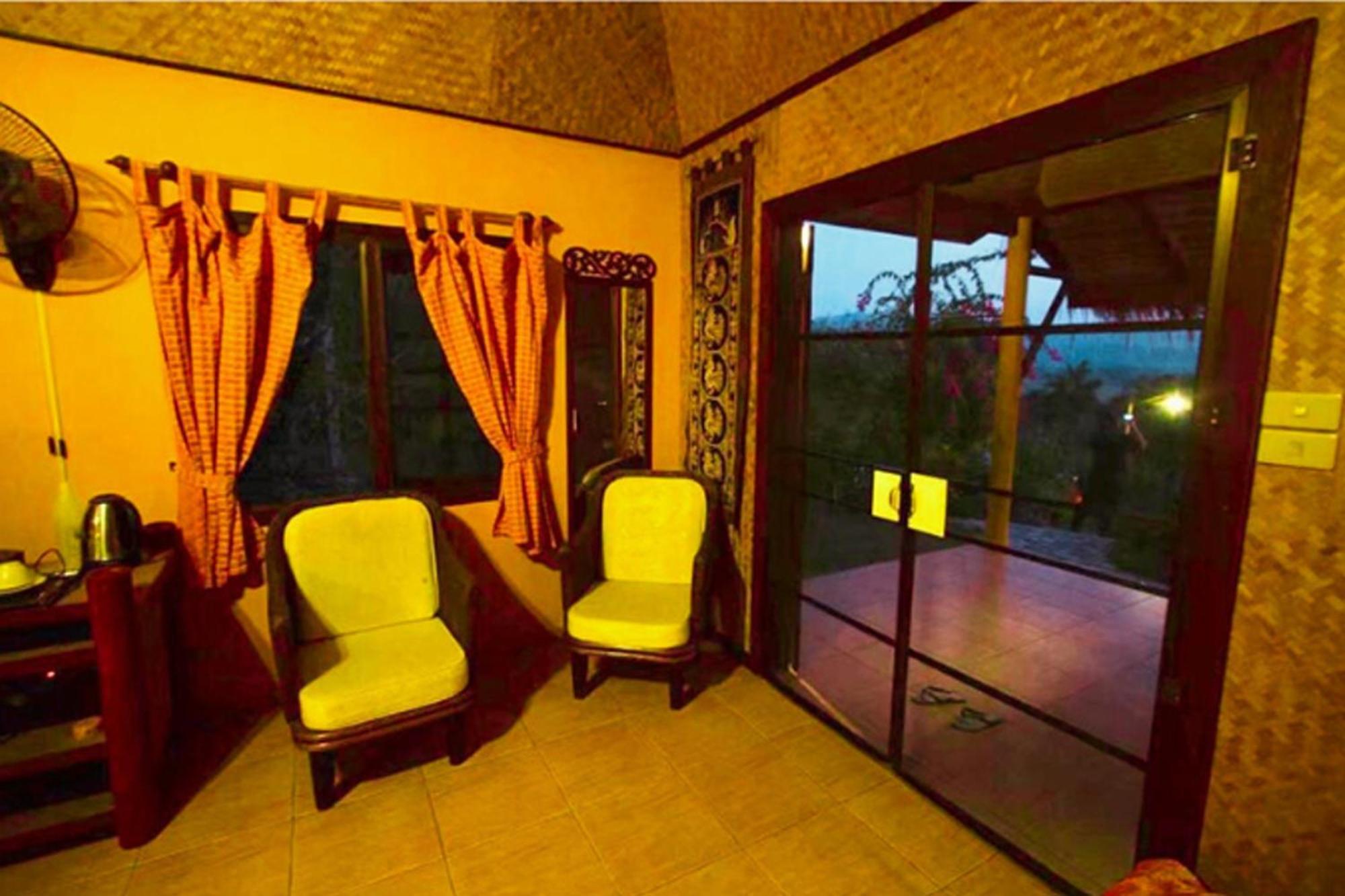 Old Tree's House Resort