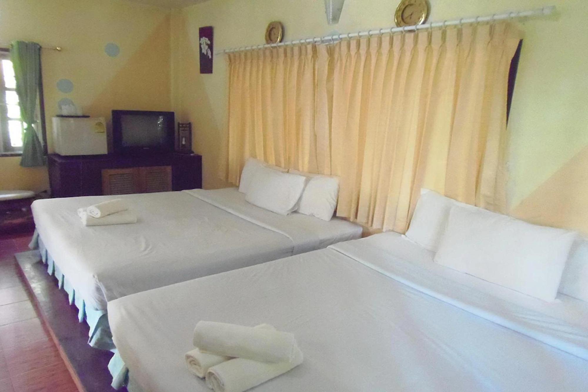 Resort Tontarn And Khanom