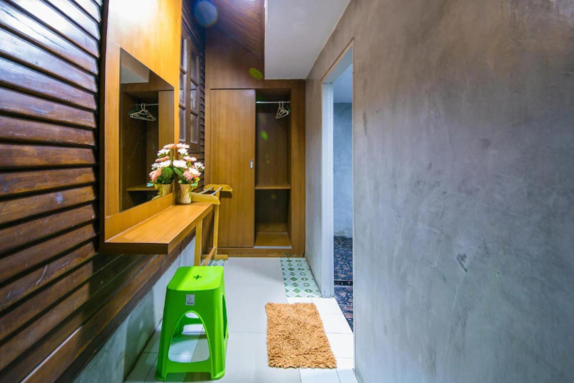 Tontarn And Resort Khanom