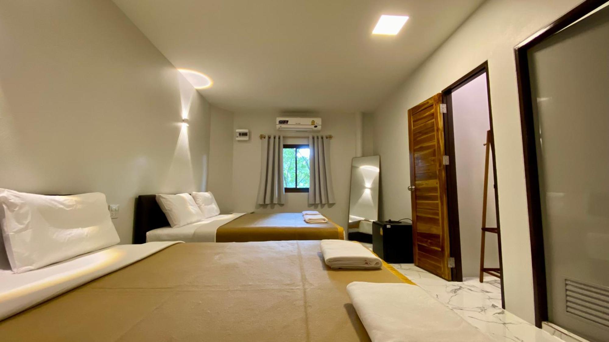 Resort Orchard House