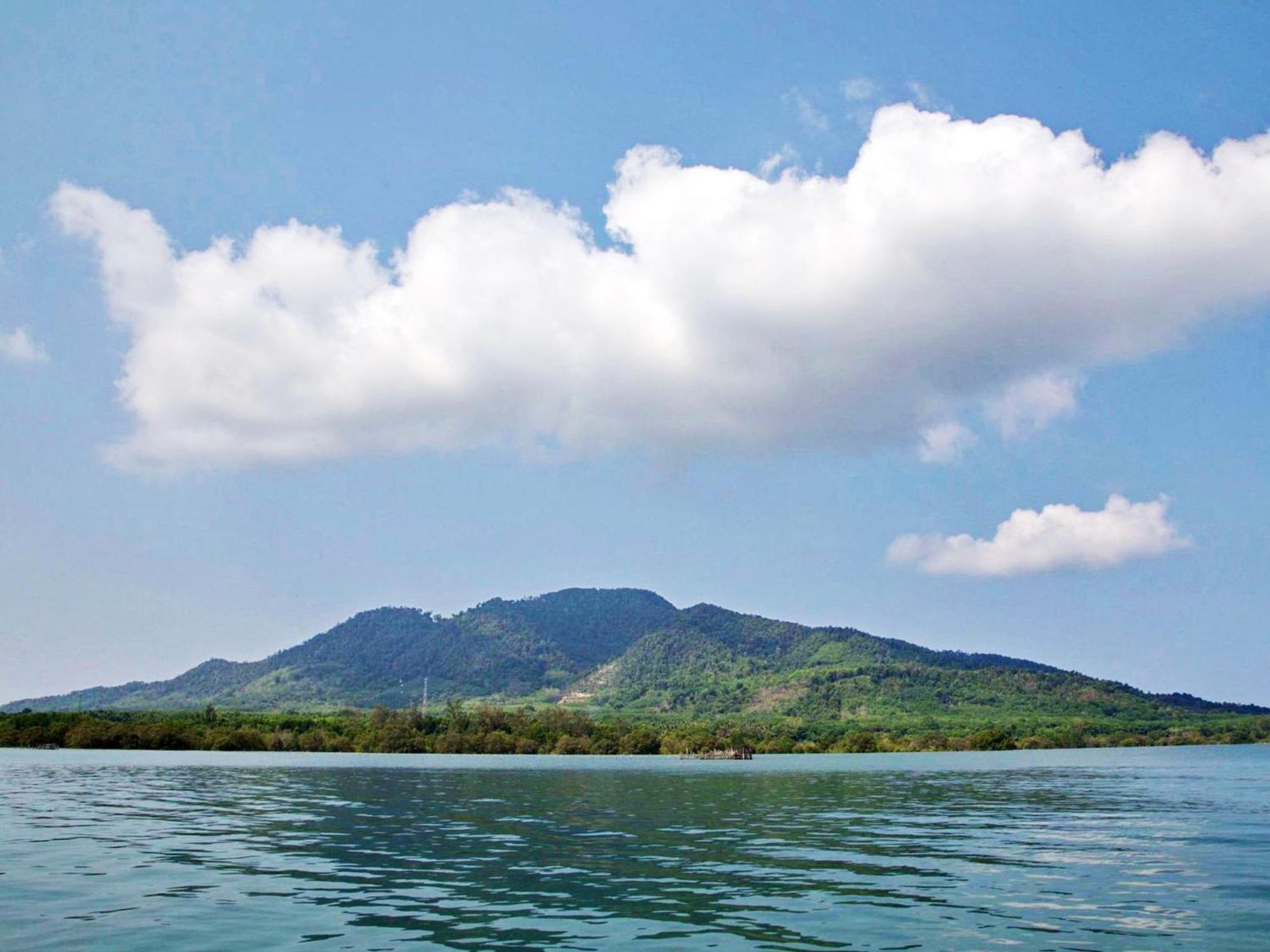In - Foresta Of Koh Pu No6194 Koh Jum