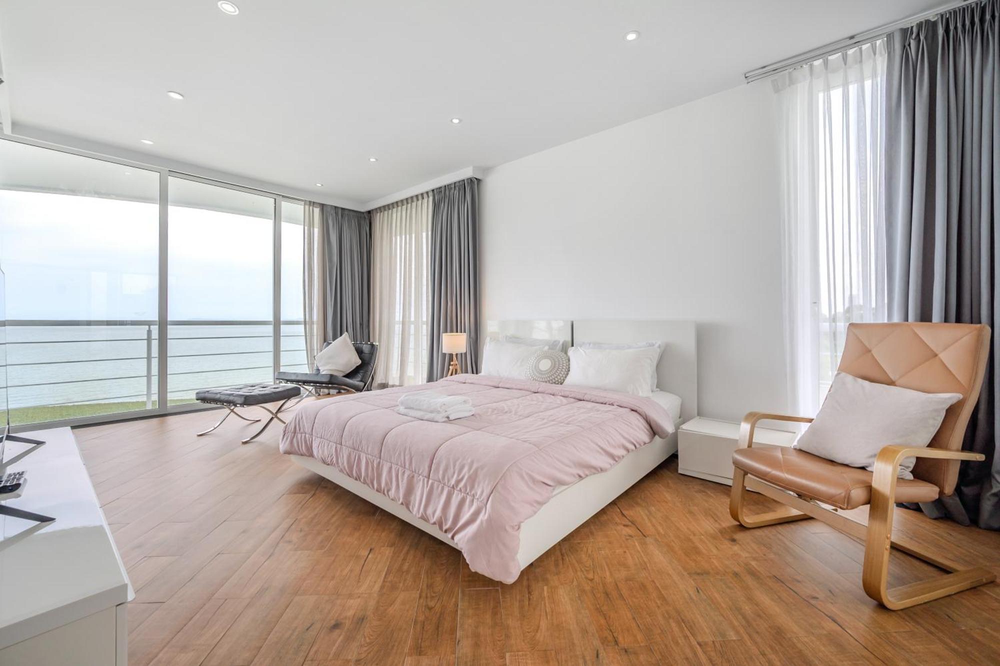 Aparthotel Pure Sunset - Ocean View Room, Pattaya
