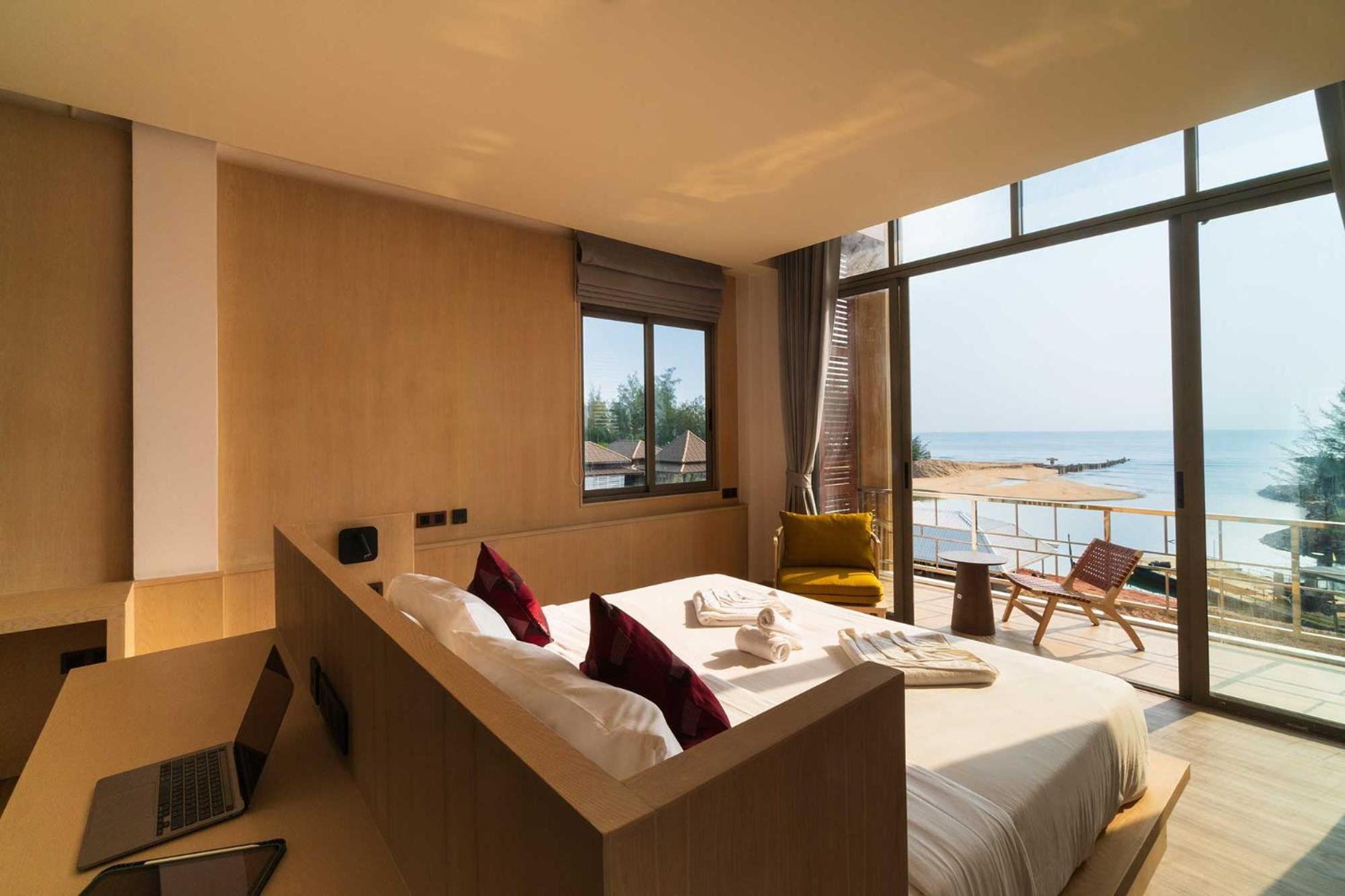 Hotel Koh Talu On Shore & 4*