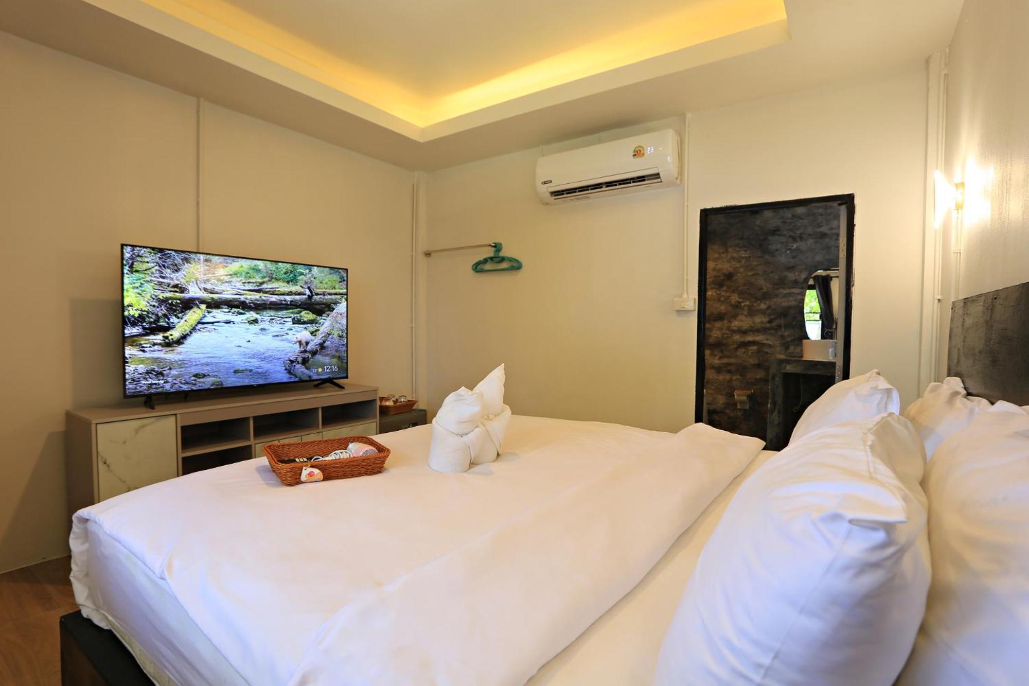 Giggling Tree Resort Ko Tao