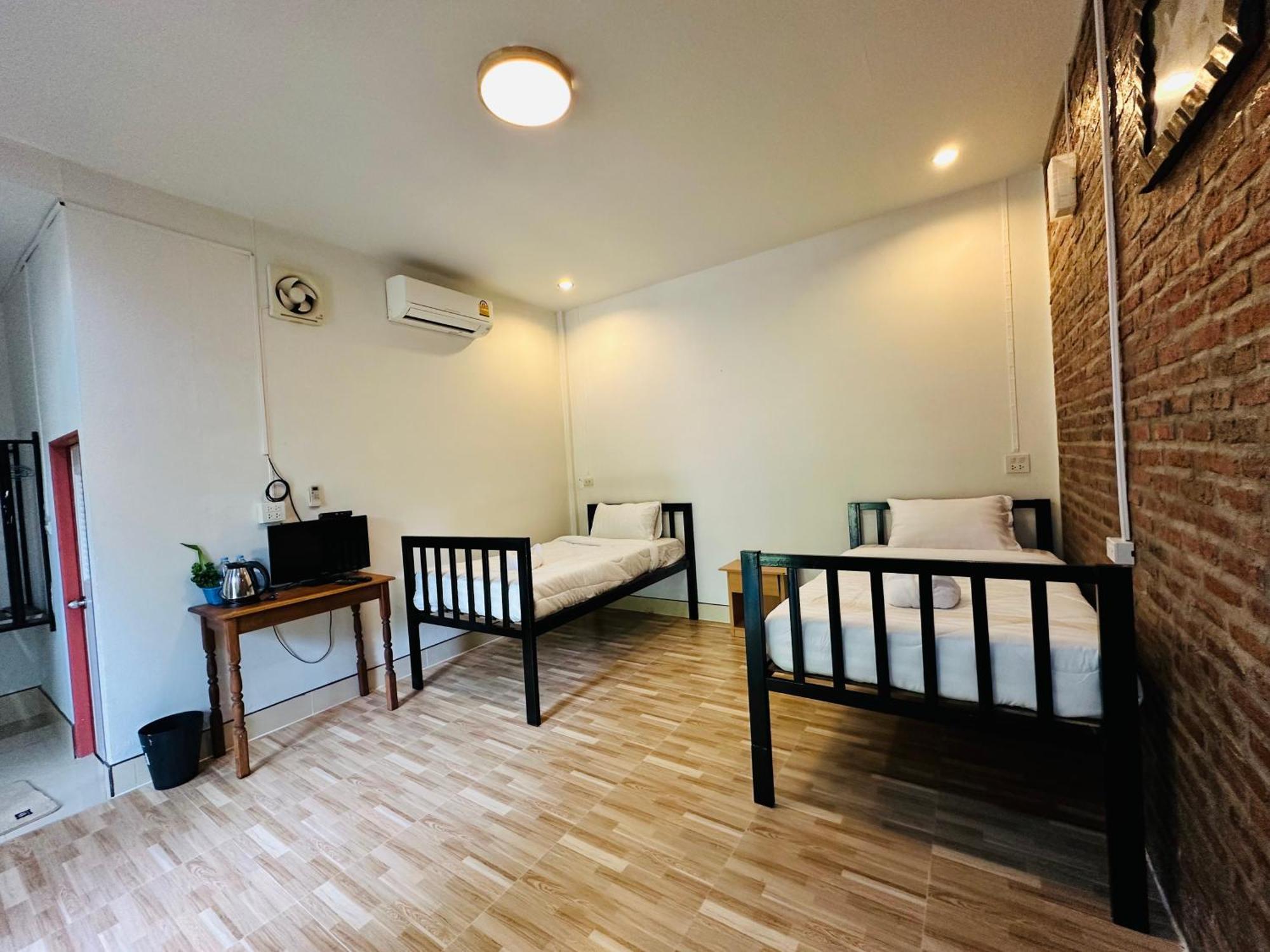 Hostel &