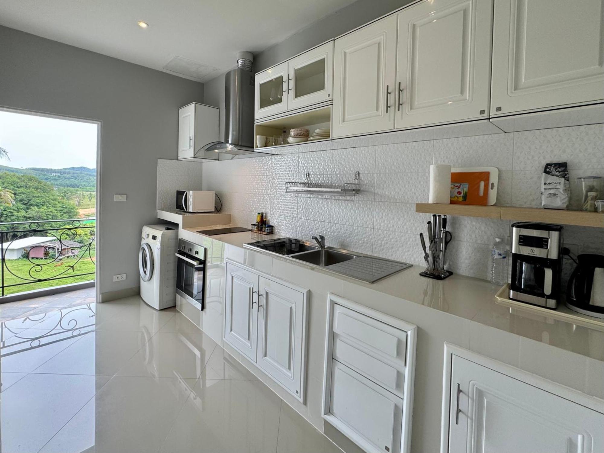 Klong Muang Beach Apartment Apartment