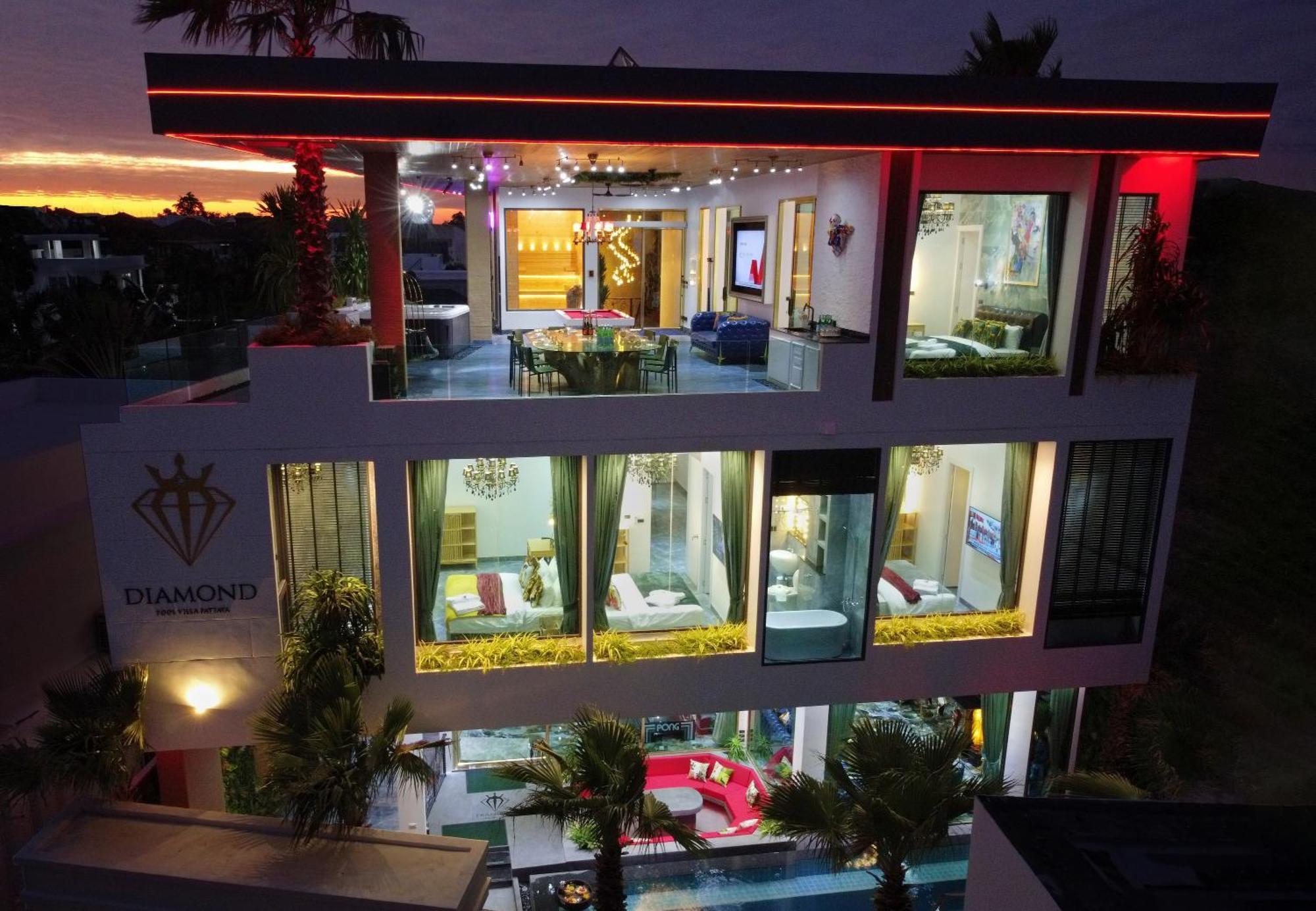 Premium Pool Villa Pattaya *