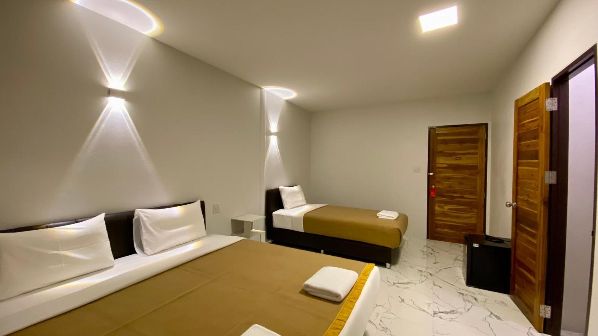 Resort Orchard House
