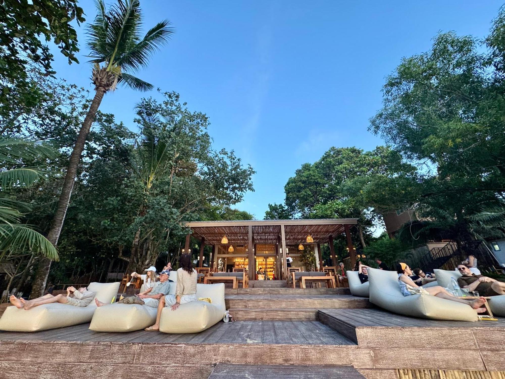 Sunny Cove Koh Phayam Resort *