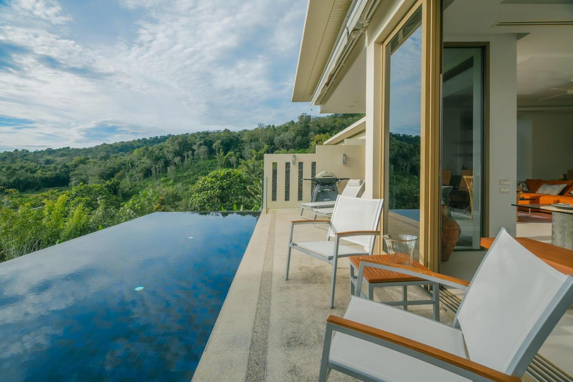 Seaview Near Phuket *