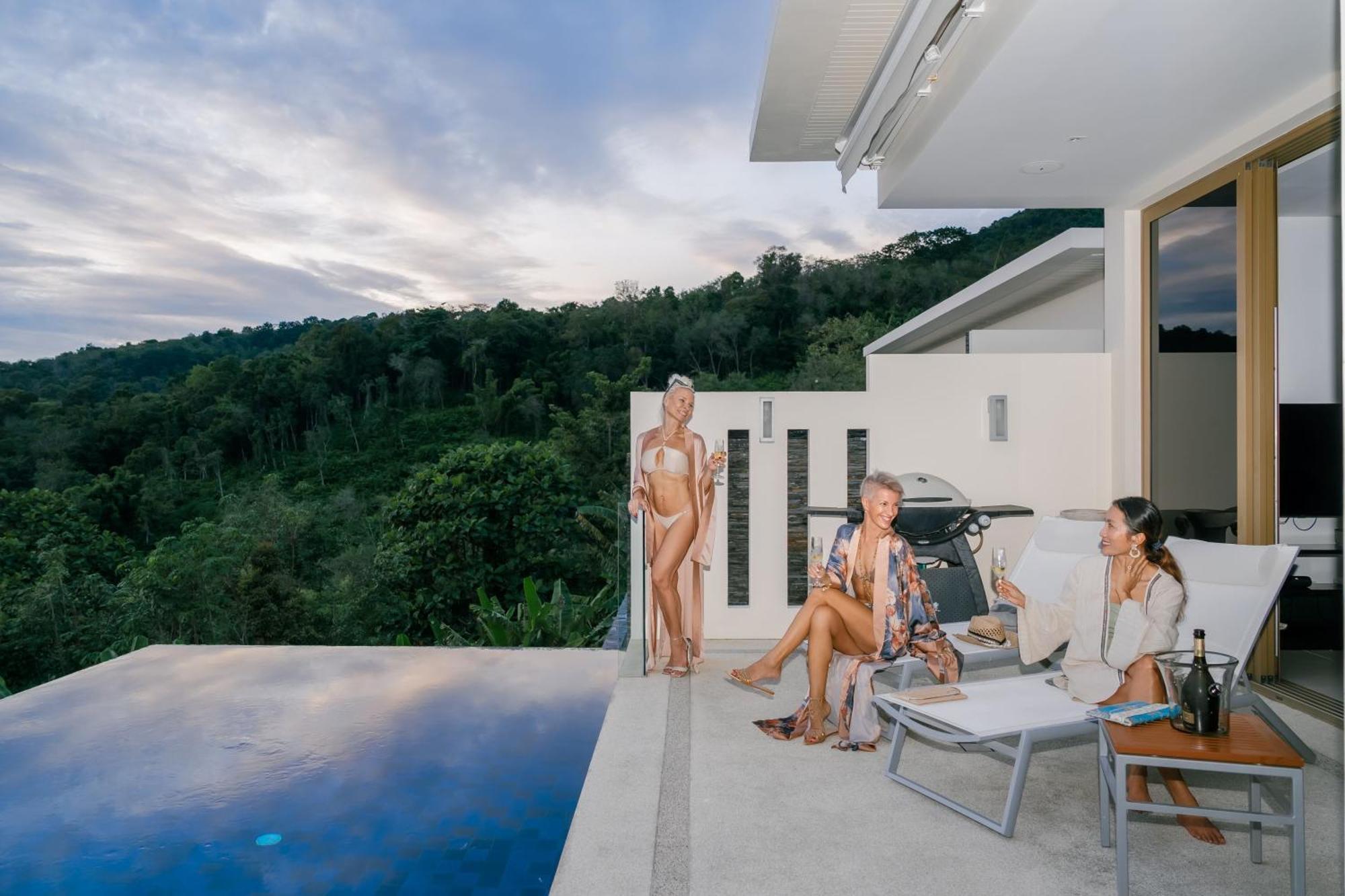 Villa Seaview Near Phuket *