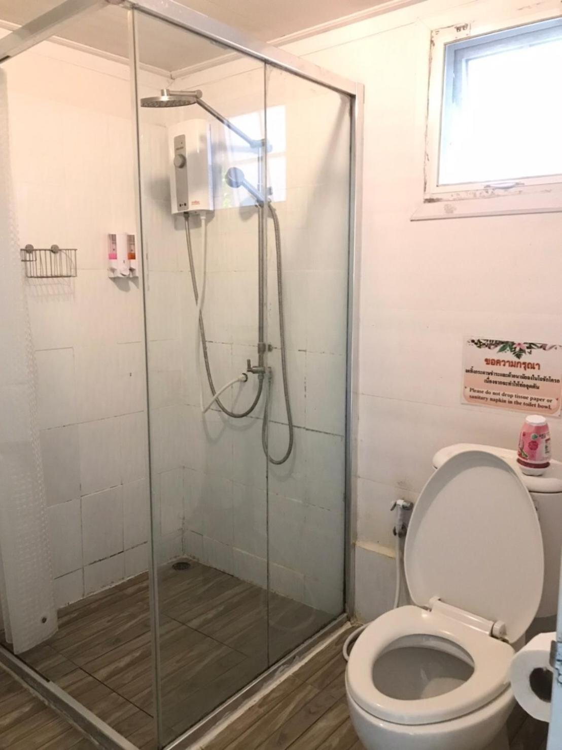 Baan Pong Tara 3* Suan Phueng