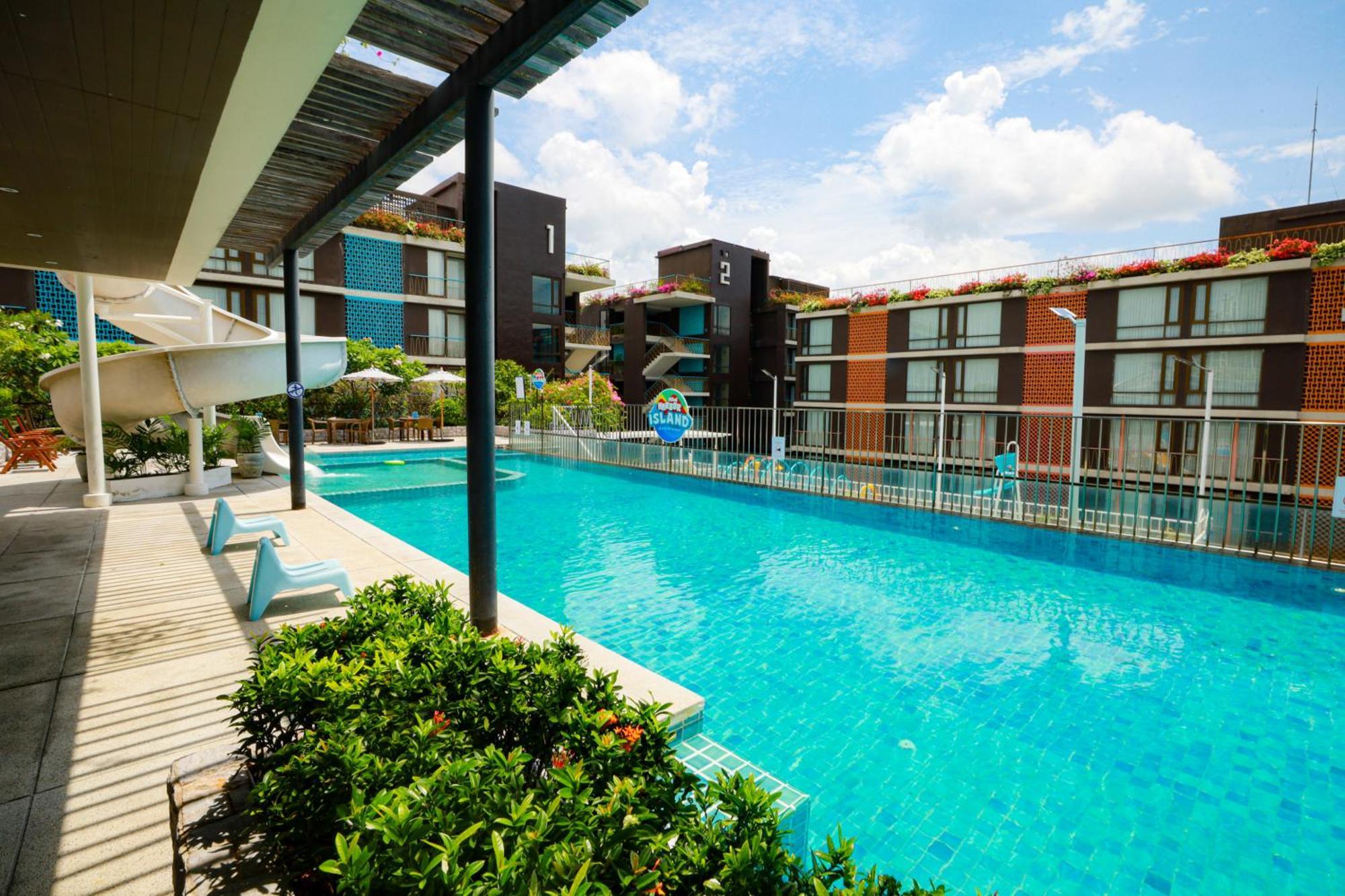 Aparthotel Balcony Courtyard Sriracha & Serviced Si Racha